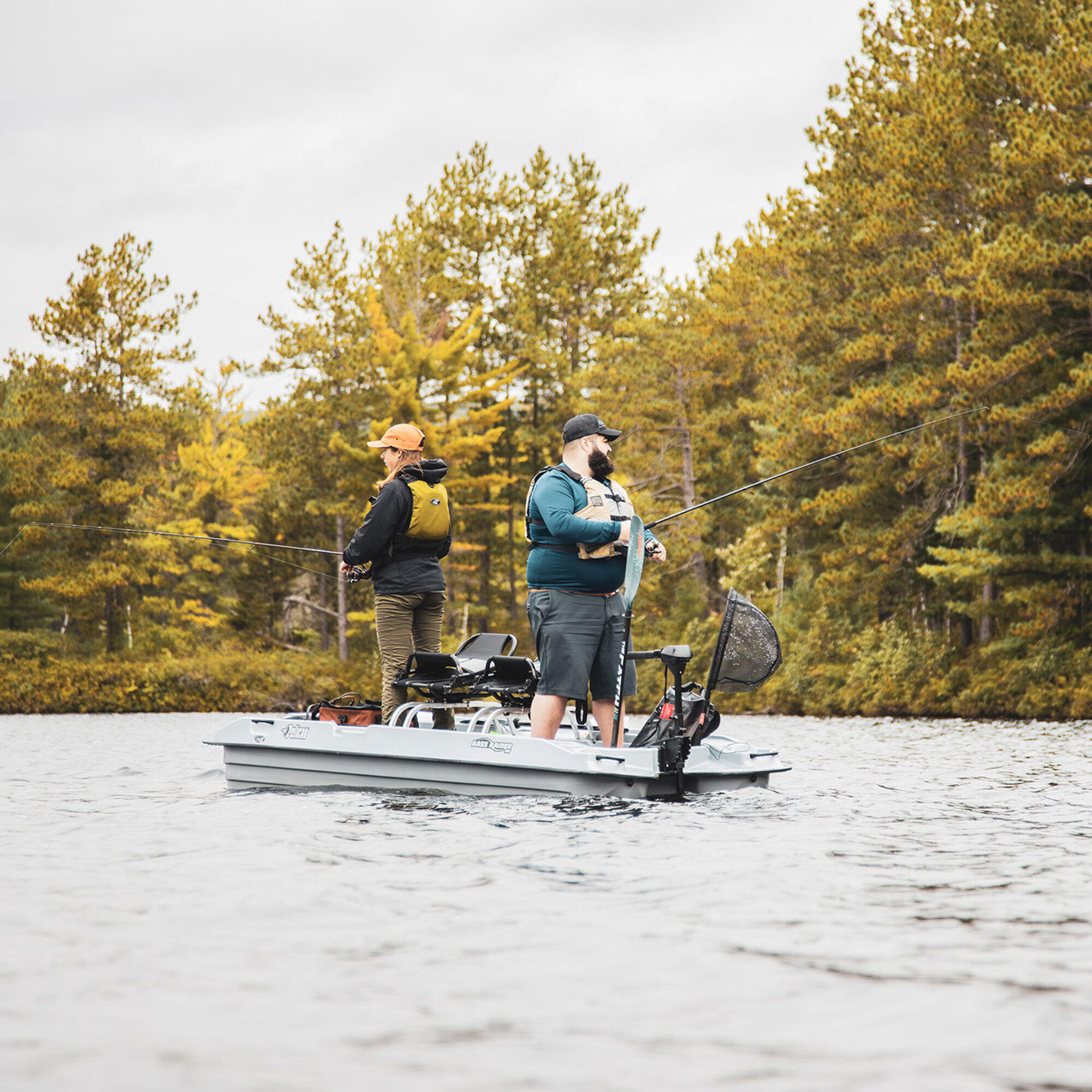 Dwuosobowa łódź wędkarska z fotelami Pelican Bass Raider 10E NXT 5/7