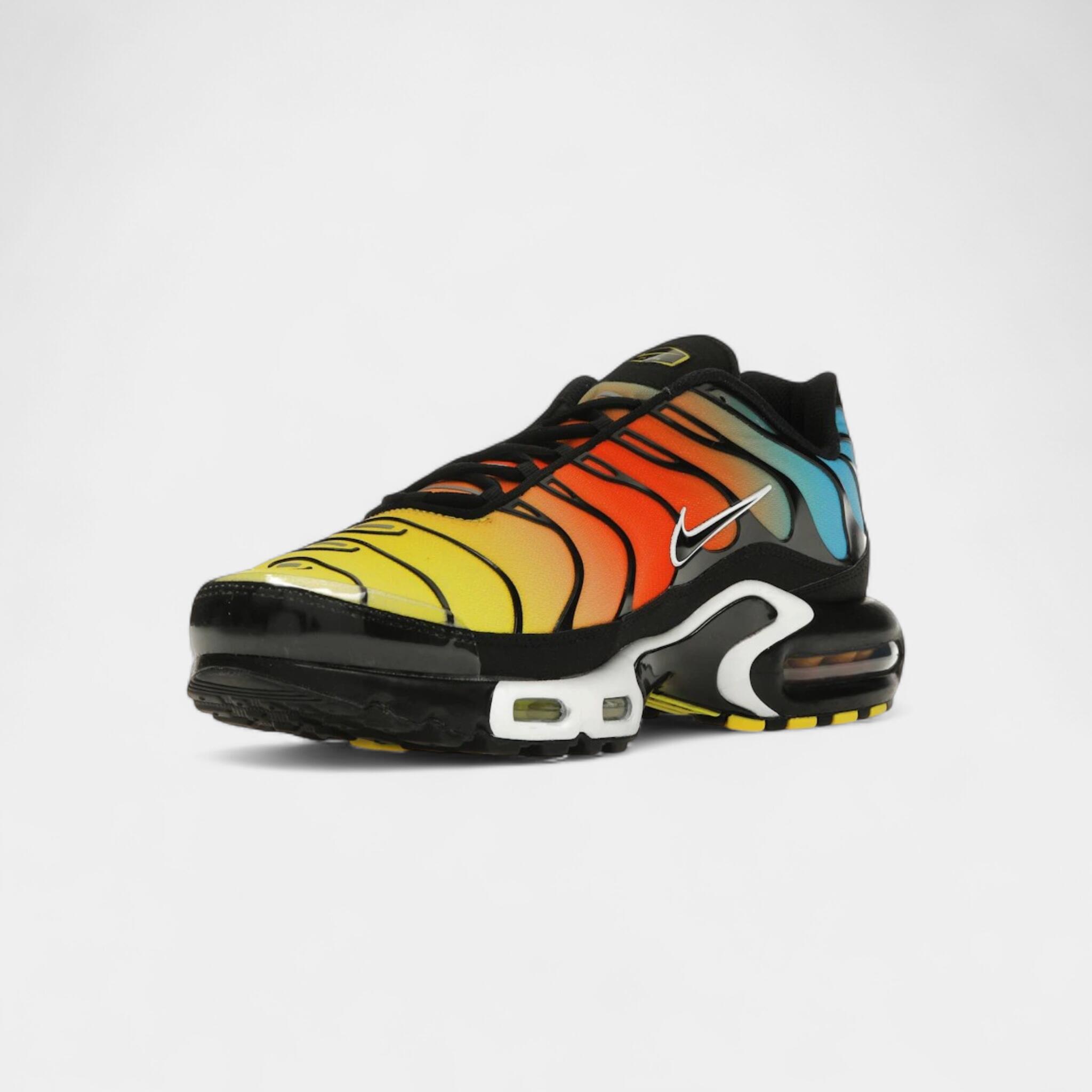 Nike Air Max Plus Baltic Blue Safety Orange 3/4