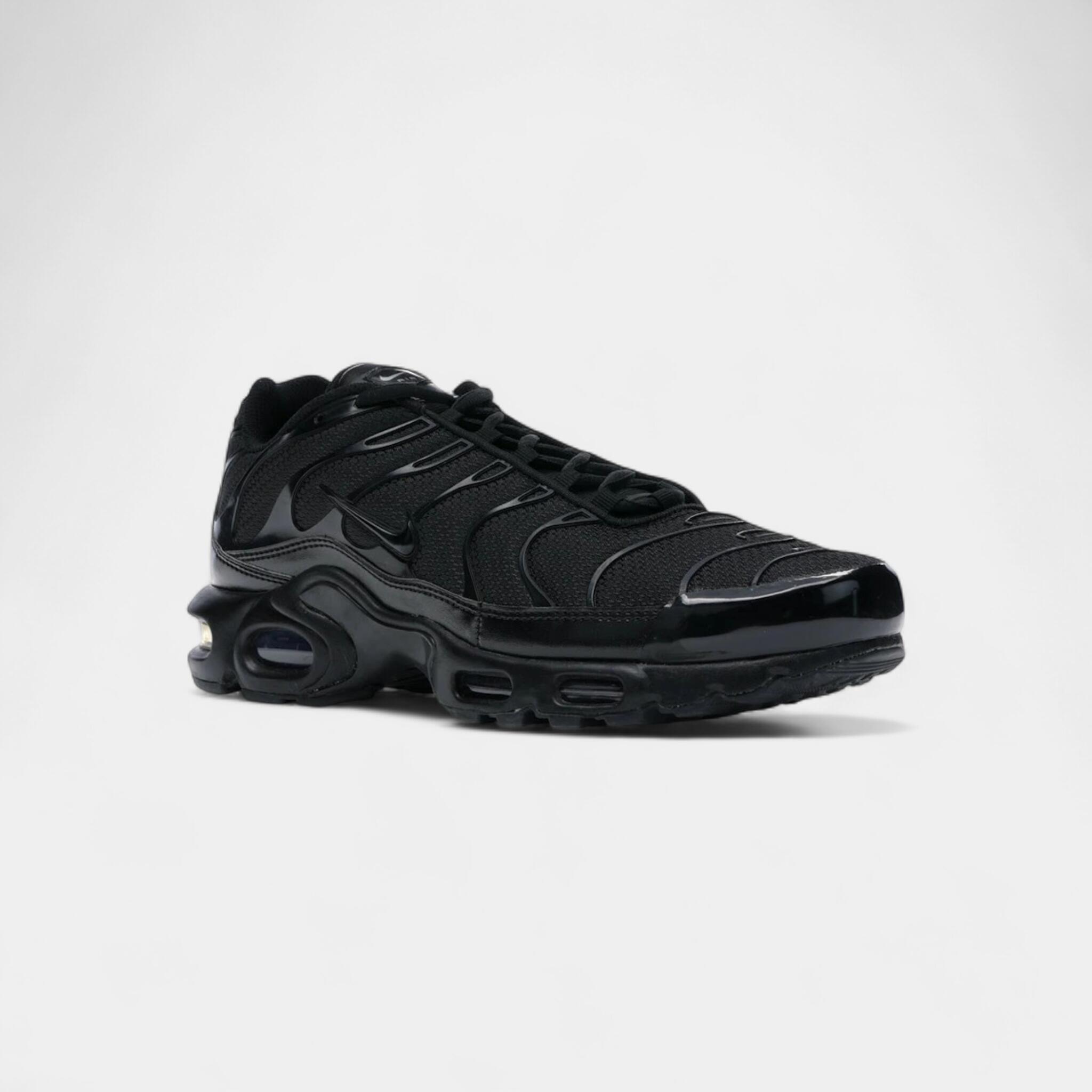 Nike Air Max Plus Triple Black 2/4