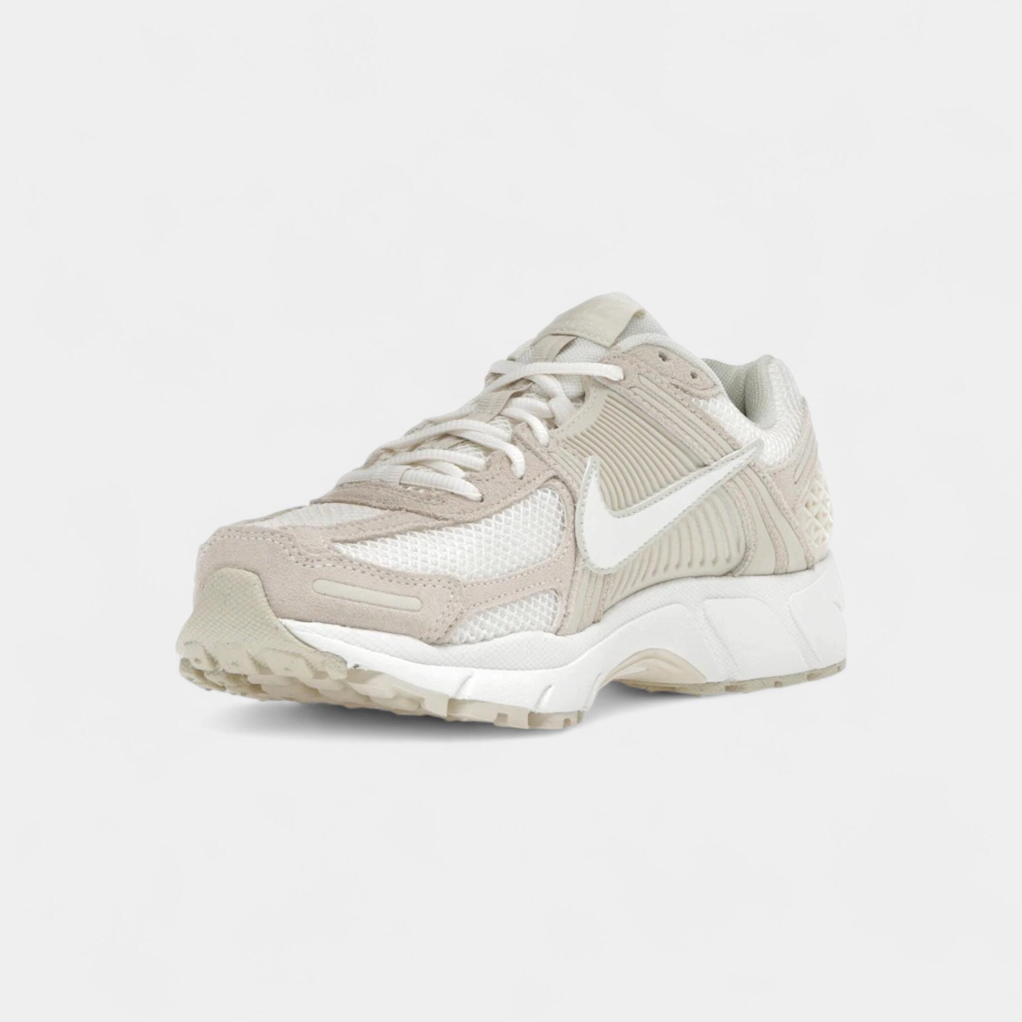 Nike Zoom Vomero 5 Beach Light Khaki (Women's) 3/5