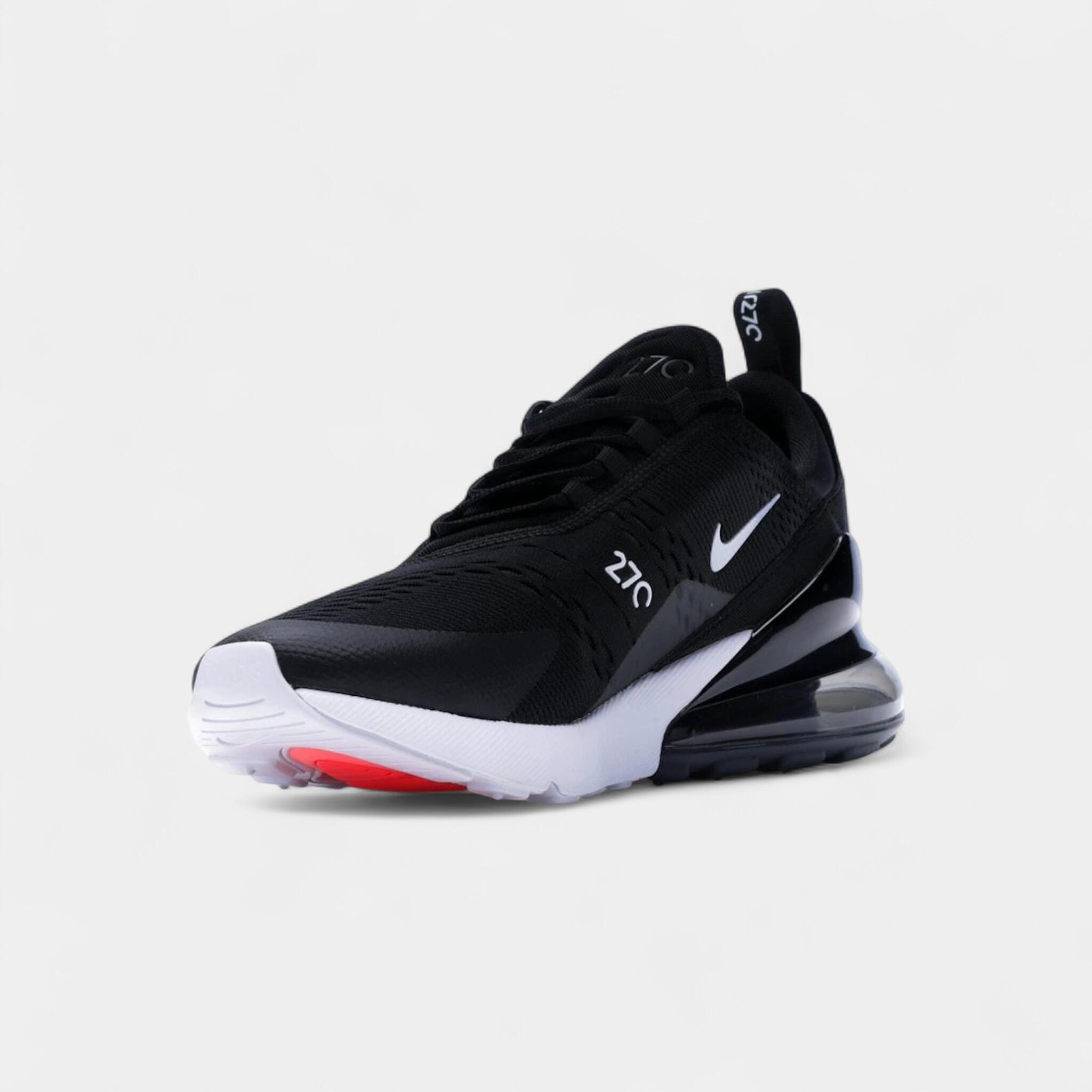 Nike Air Max 270 Black White 3/5