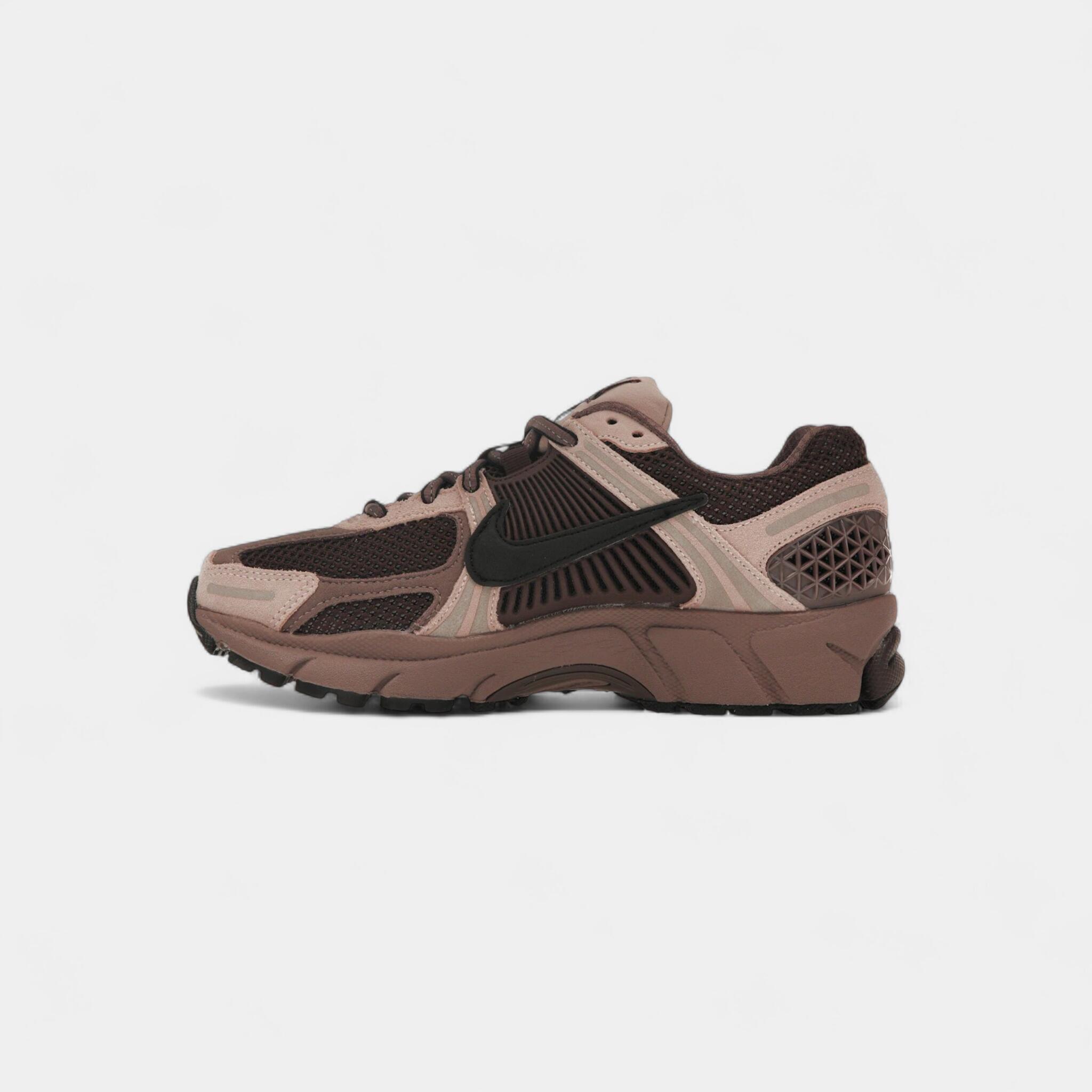 Nike Zoom Vomero 5 Plum Eclipse (Women's) 4/5