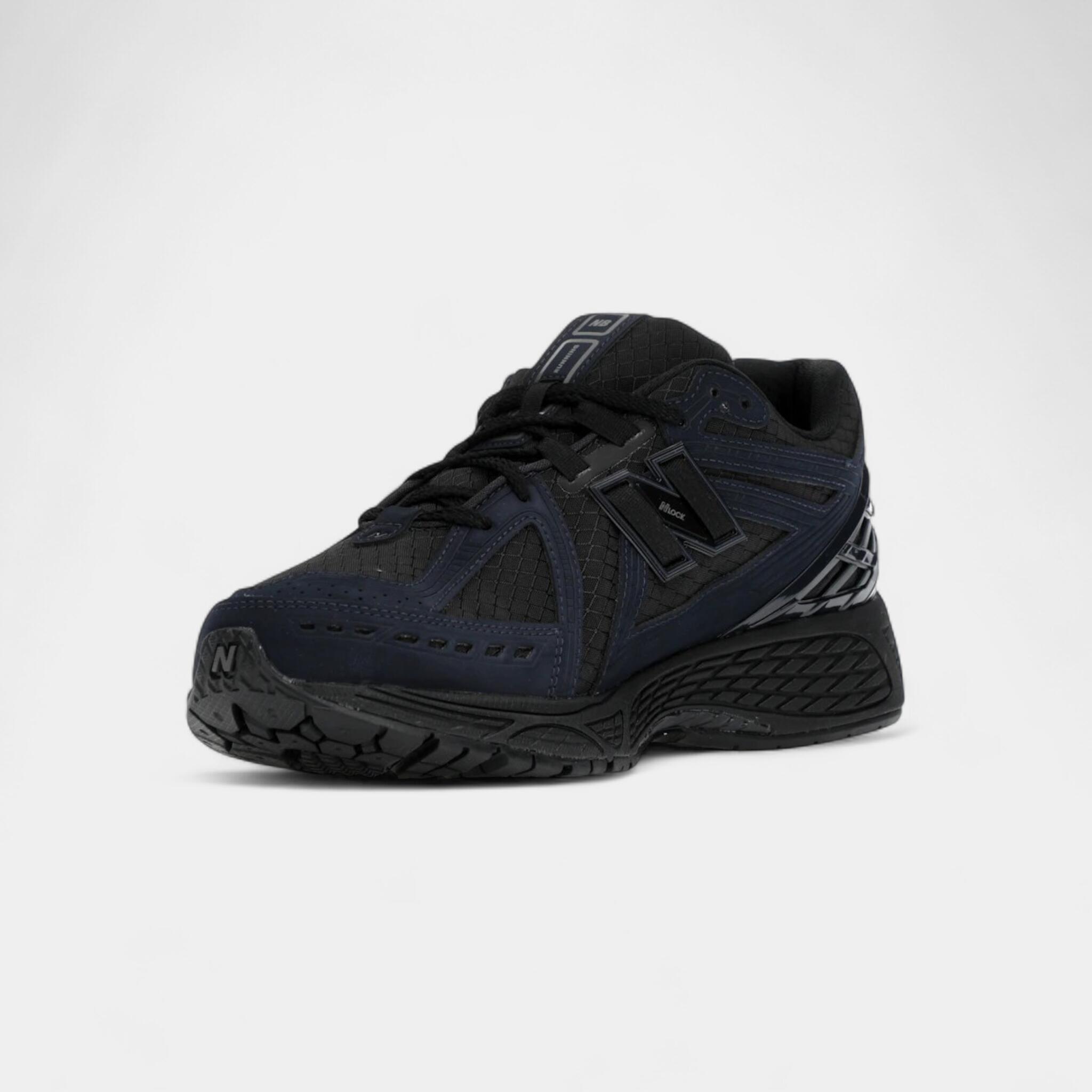 New Balance 1906R Cordura Outerspace 3/4