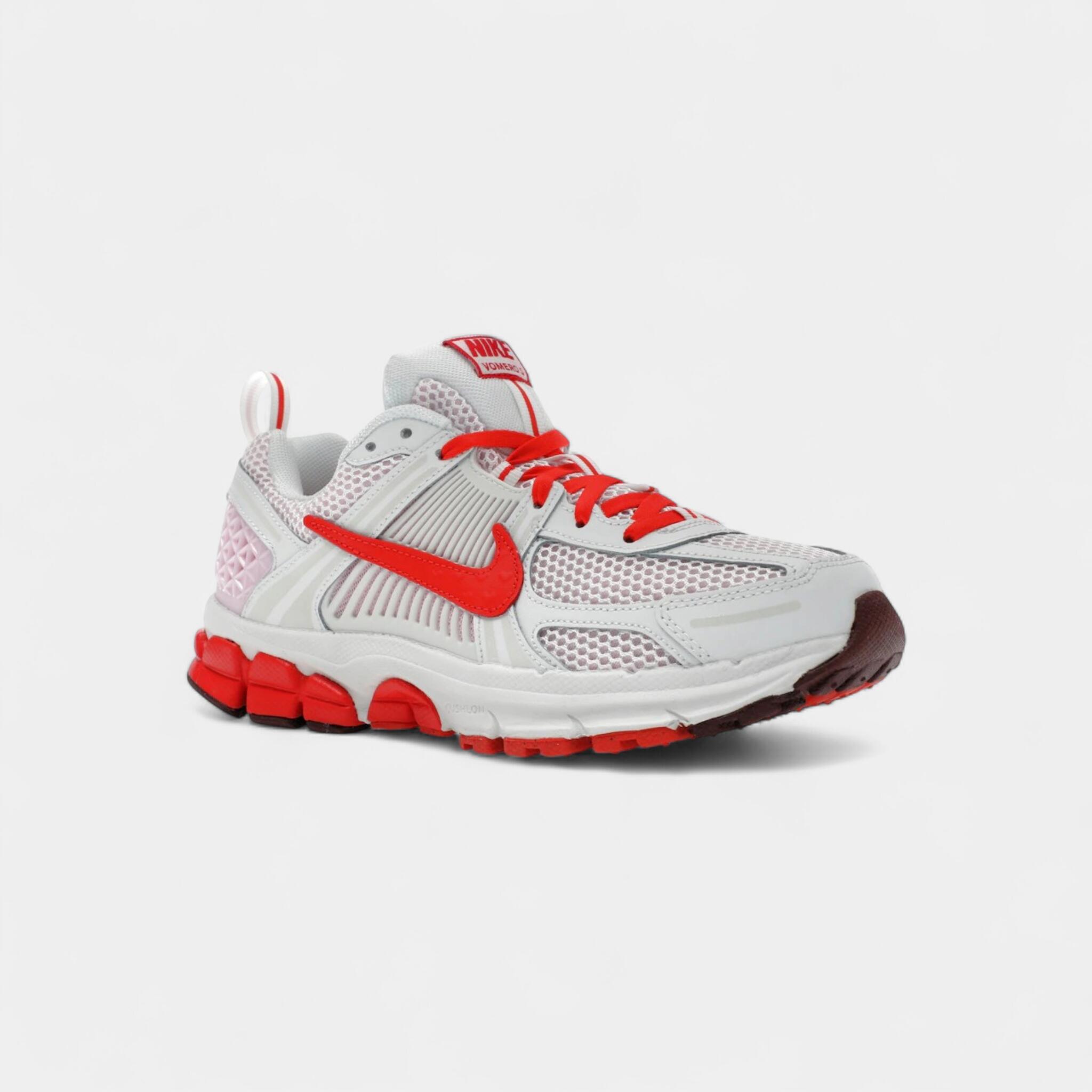 Nike Zoom Vomero 5 Valentine's Day (GS) 2/5
