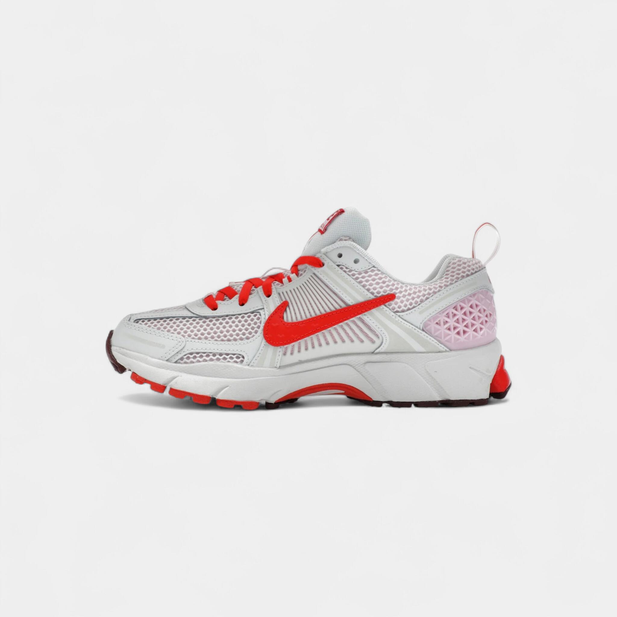 Nike Zoom Vomero 5 Valentine's Day (GS) 4/5