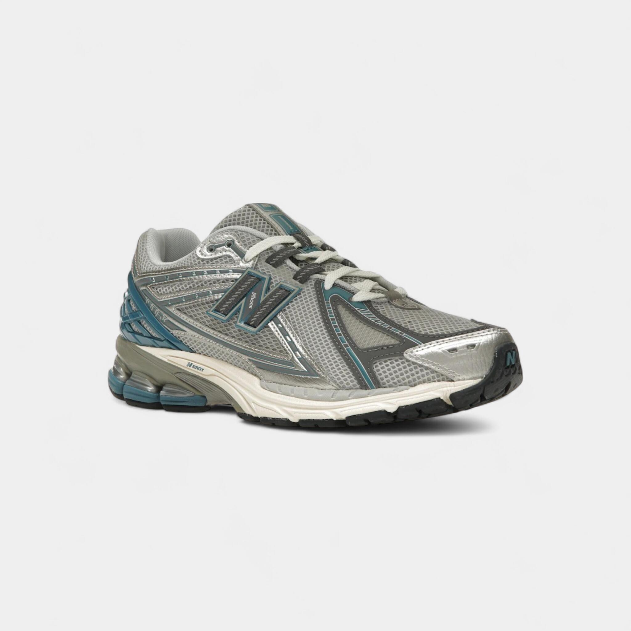 New Balance 1906R Silver Metallic Terrarium 2/4