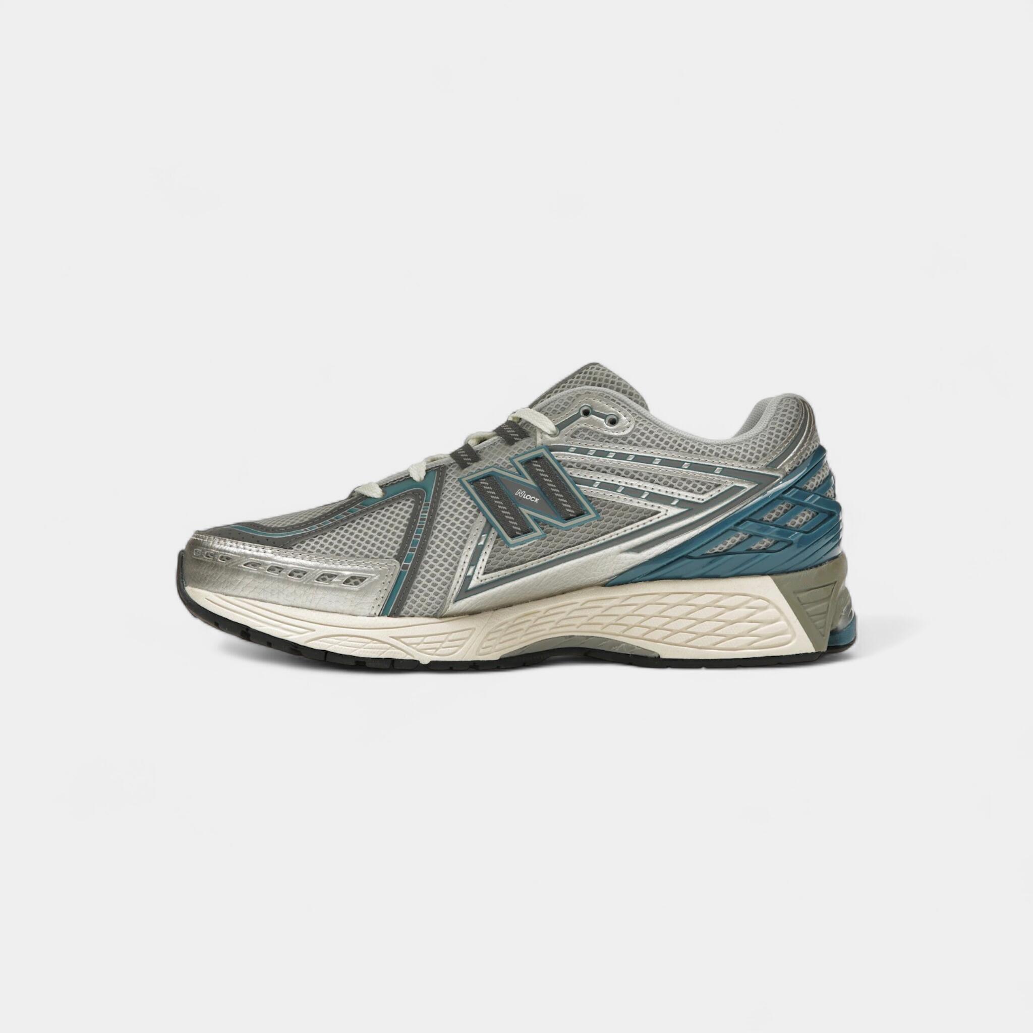 New Balance 1906R Silver Metallic Terrarium 4/4