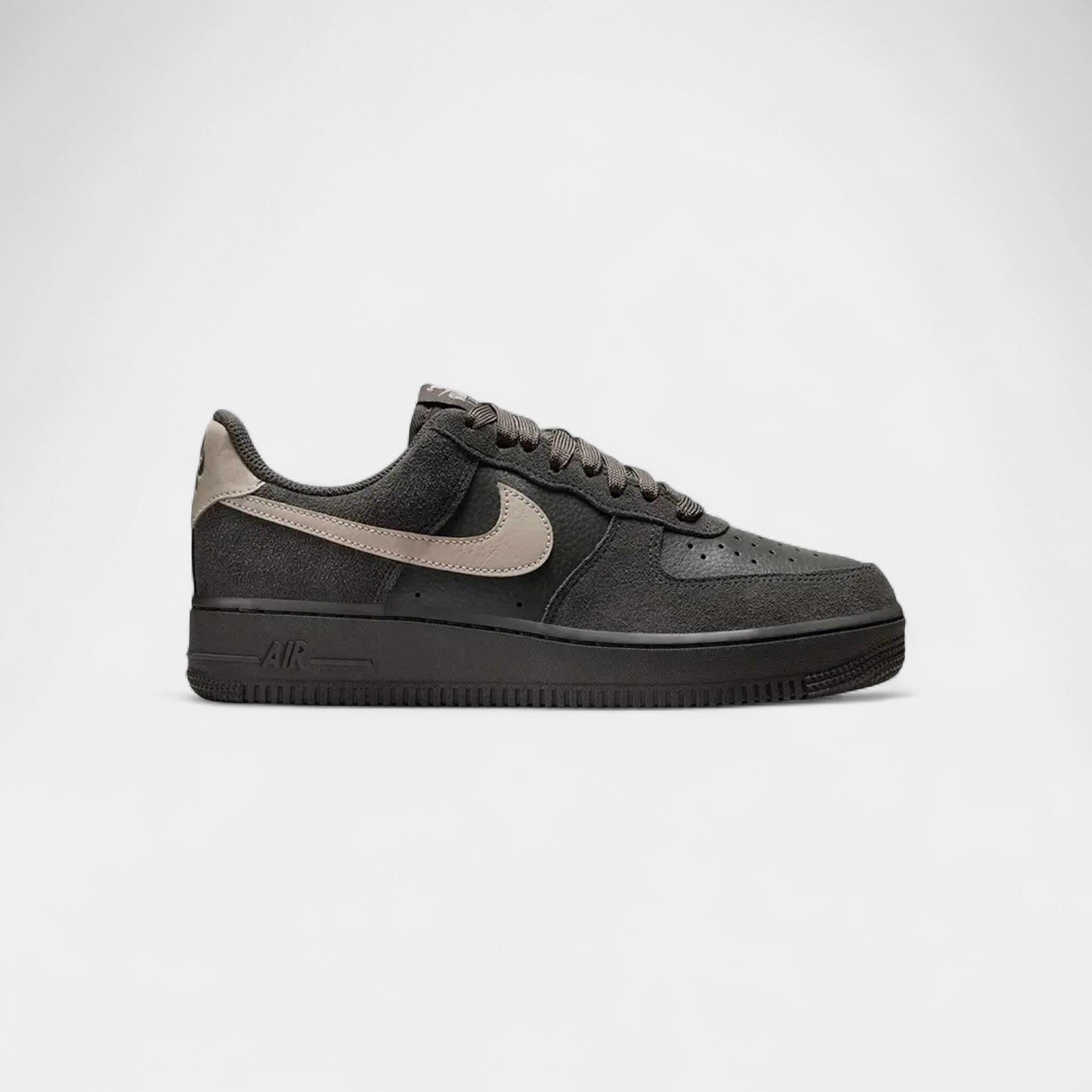 Nike Air Force 1 Low Medium Ash Off Noir (Women's) 1/3