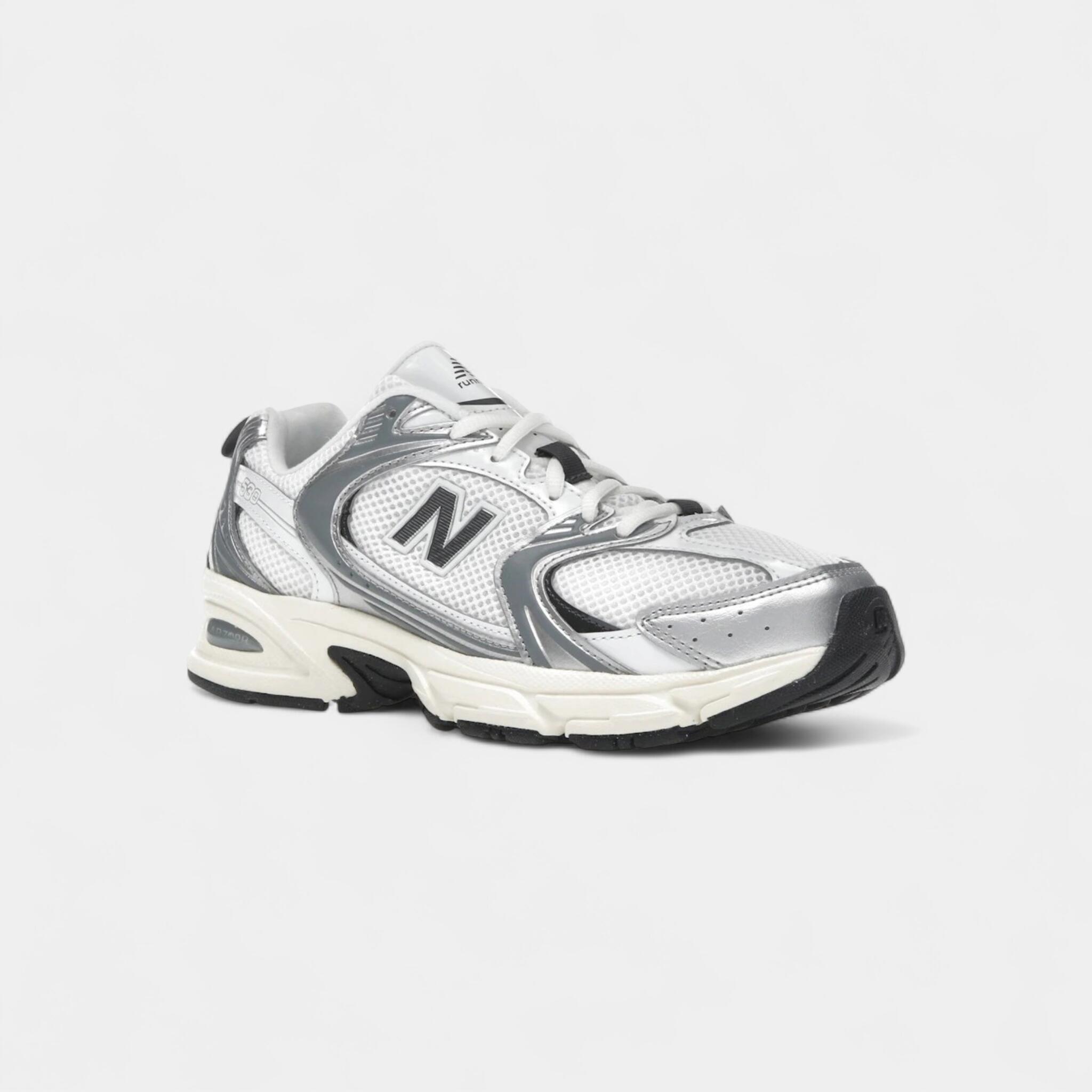 New Balance 530 Silver Metallic Black Cement 2/5