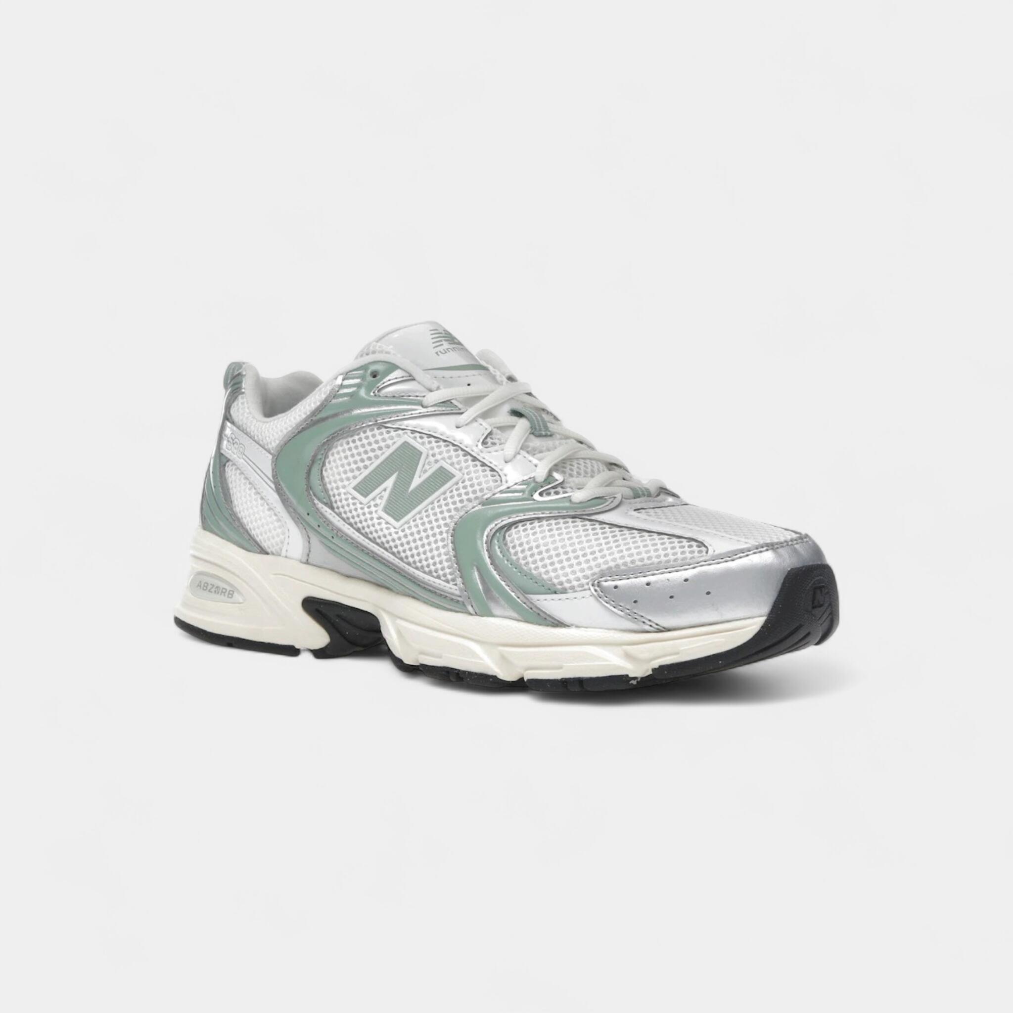 New Balance 530 Silver Metallic Mosaic Green 2/5