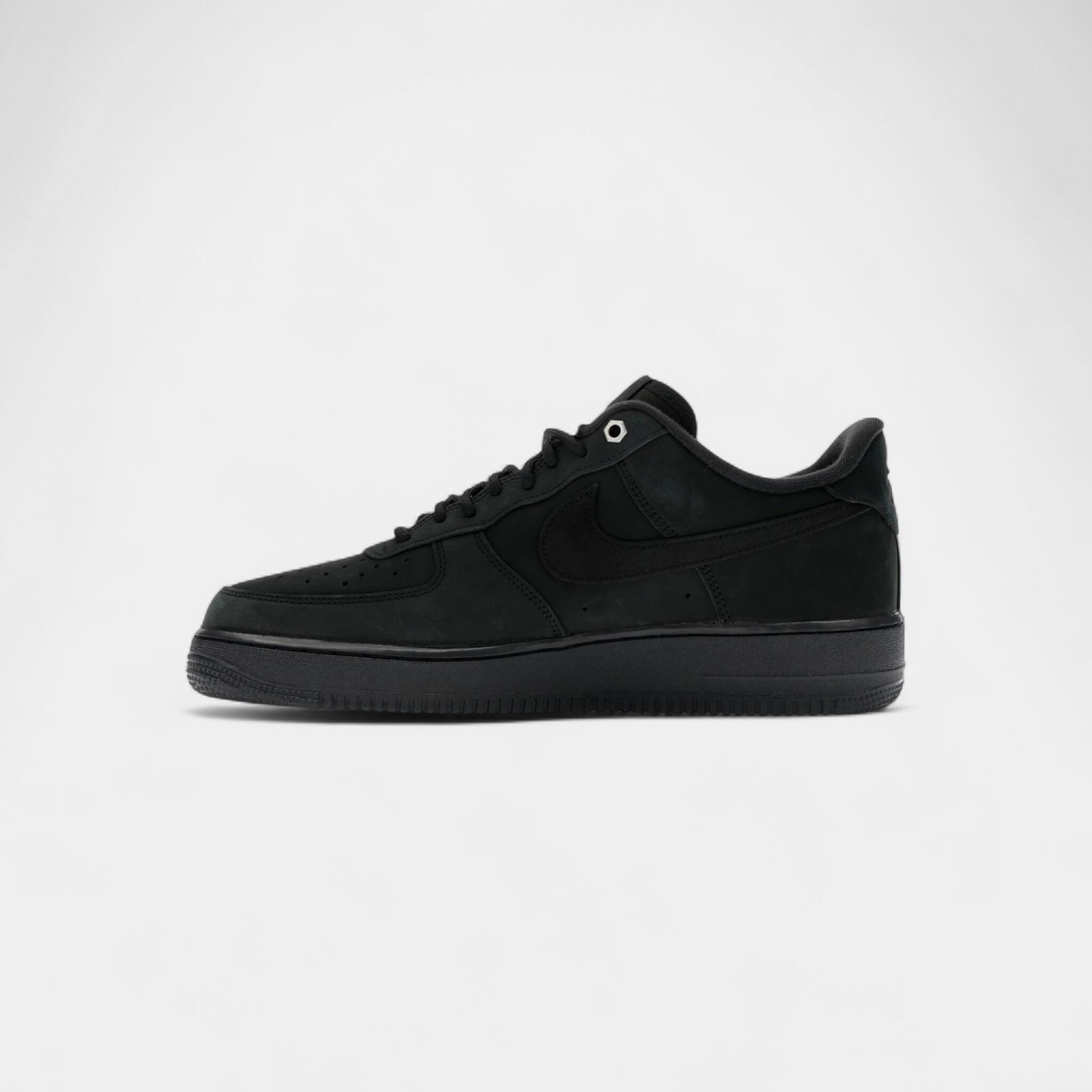 Nike Air Force 1 Low '07 WB Triple Black Nubuck 4/5