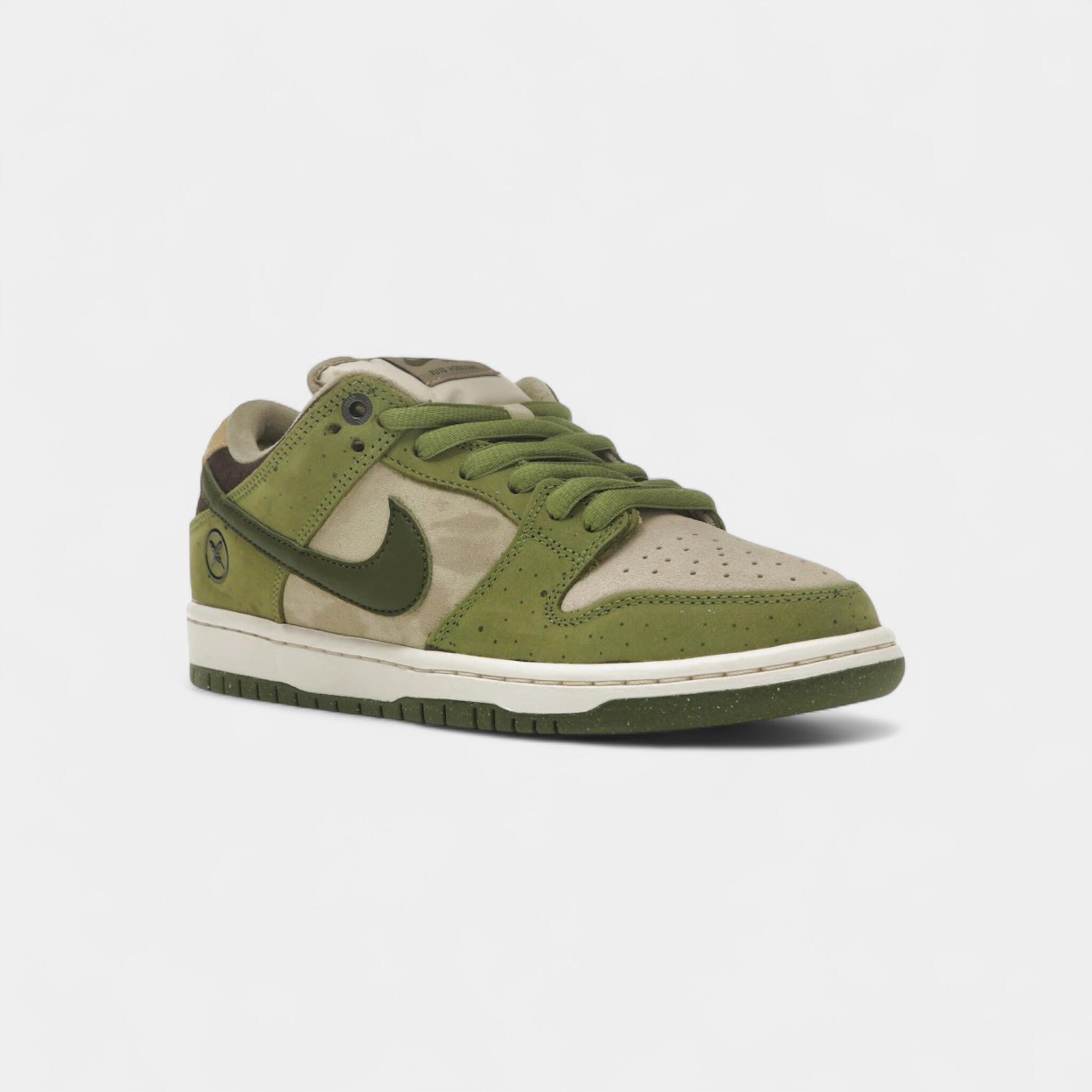 Nike SB Dunk Low Yuto Horigome Matcha 2/5
