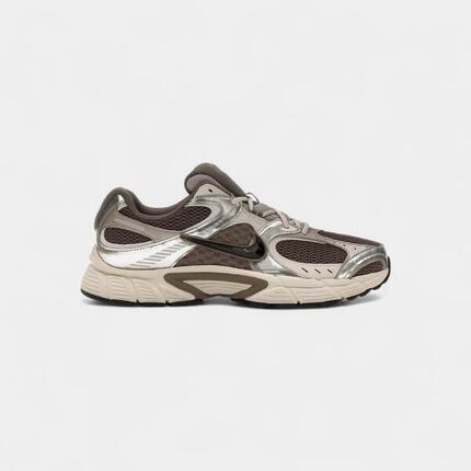 Nike V5 RNR Cave Stone Black