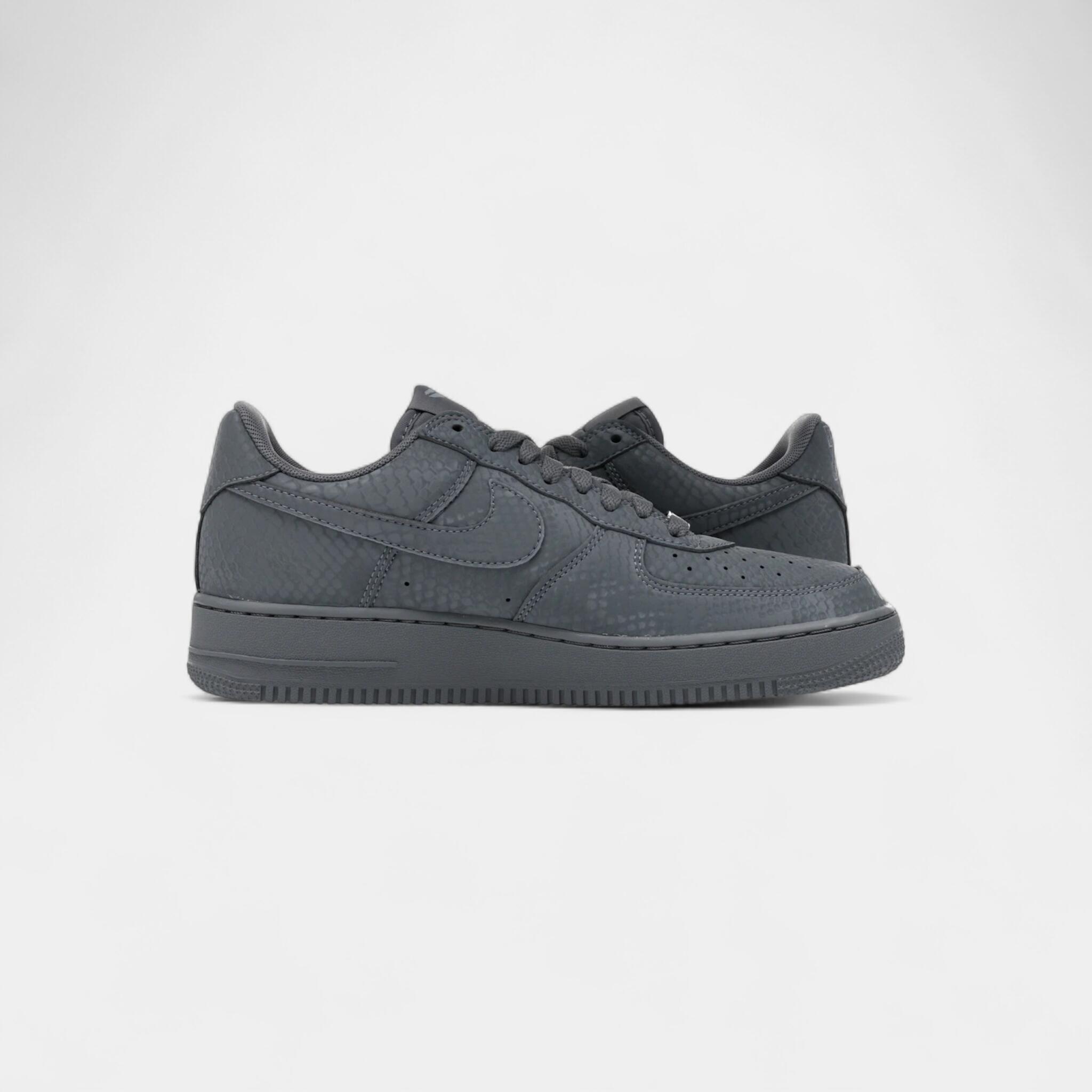 Nike Air Force 1 Low Kobe Bryant Forever Cool Grey 4/5