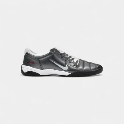 Nike total 90 3 light graphite
