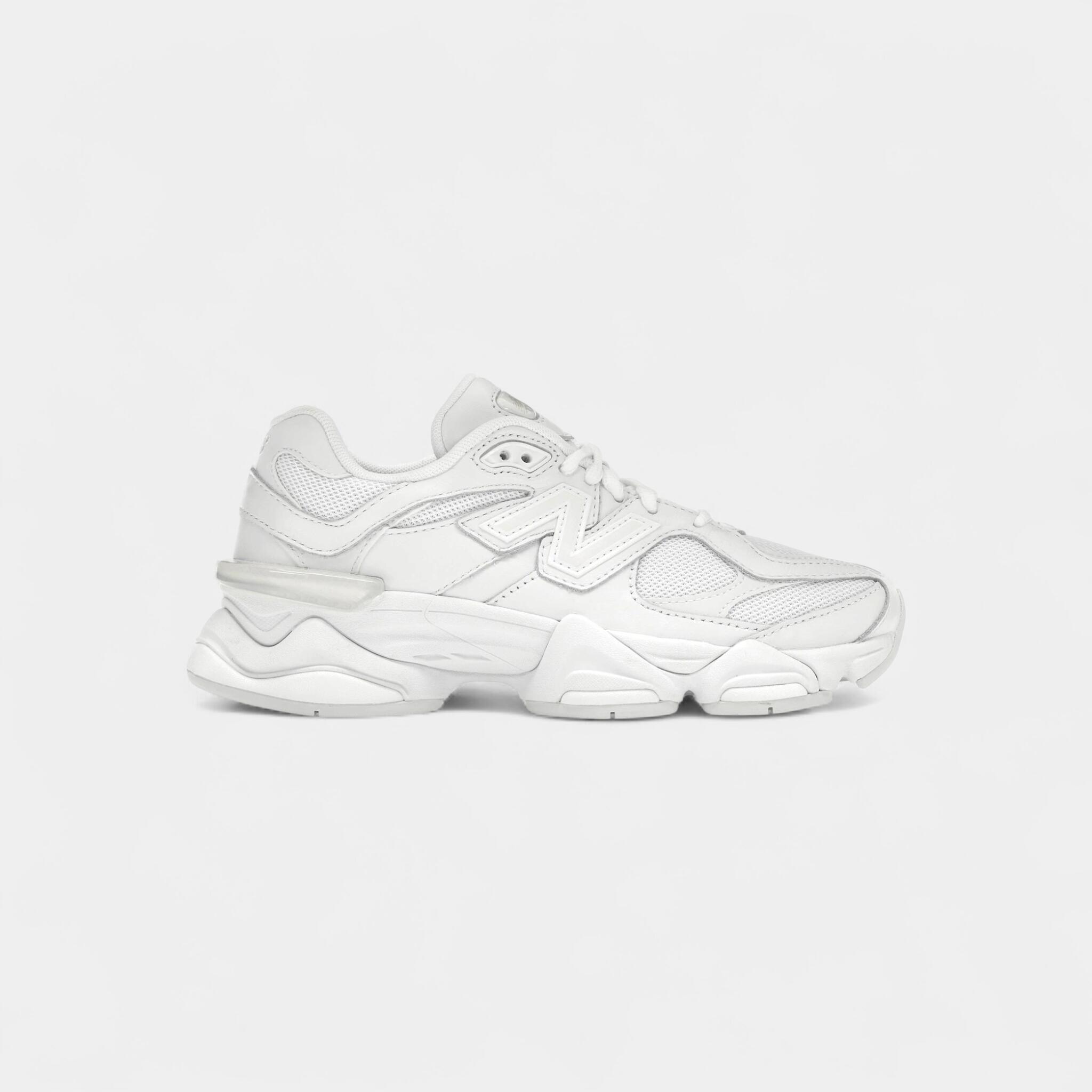 NEW BALANCE picture