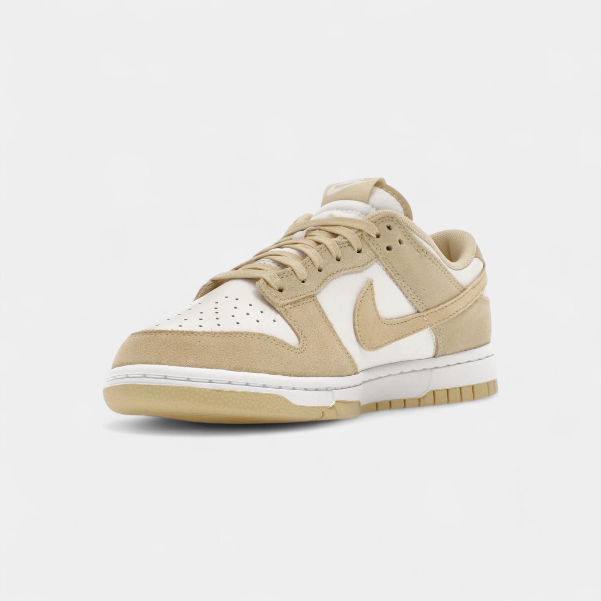 Nike Dunk Low SE Team Gold Suede 3/5