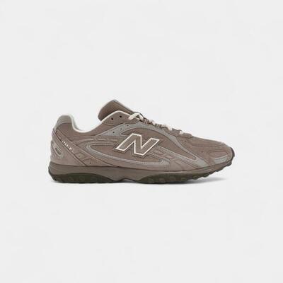 New Balance 204L Mushroom Arid Stone