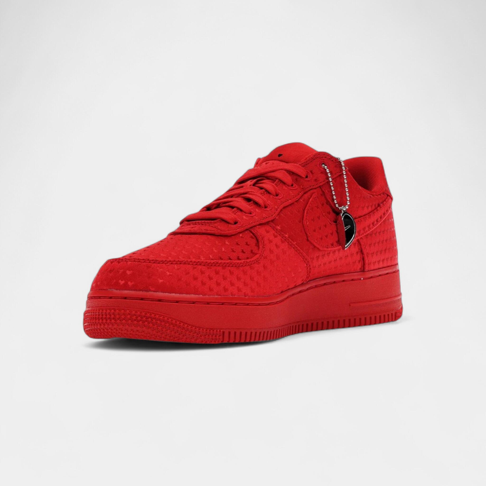 Nike Air Force 1 Low Valentine's Day Red (2026) 3/5