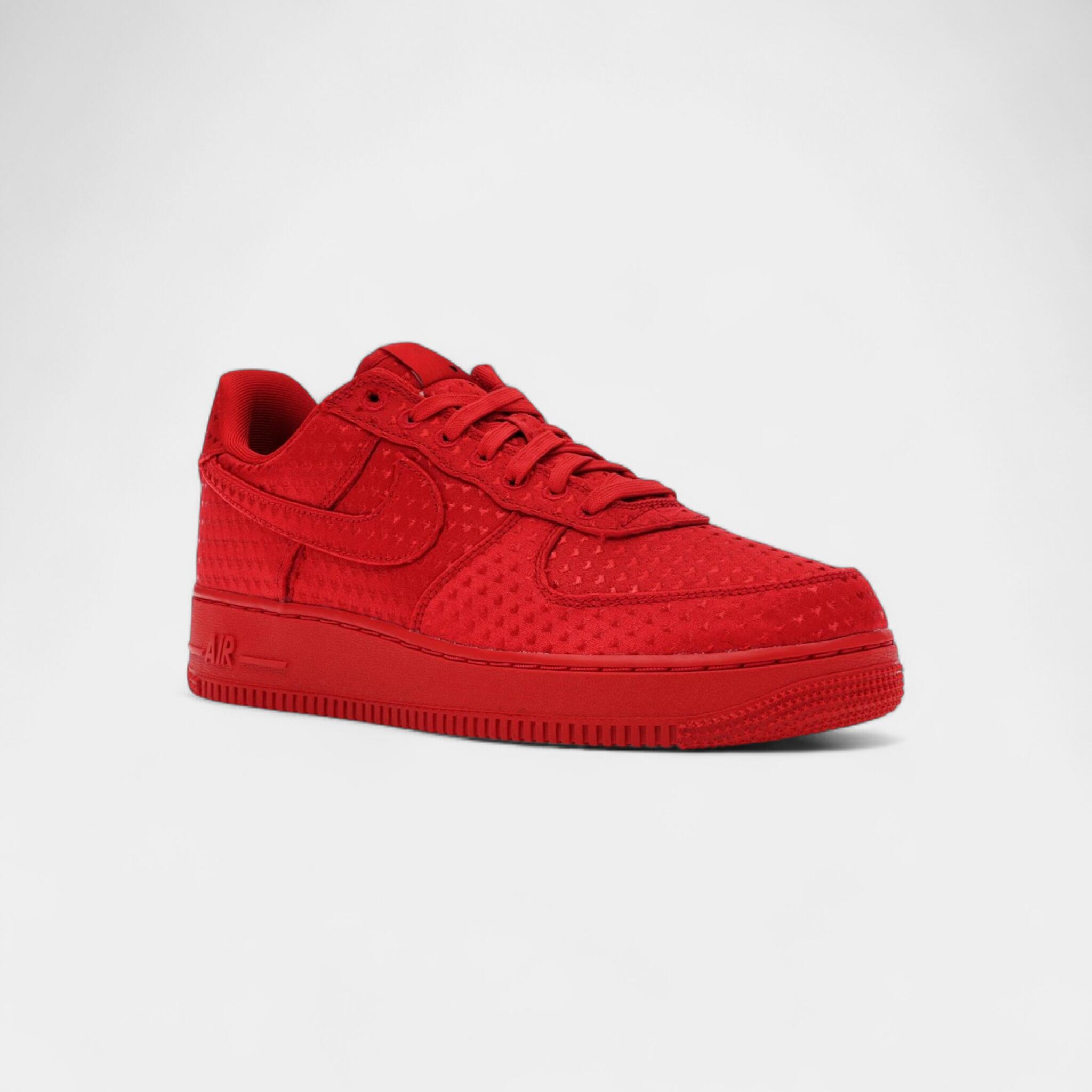 Nike Air Force 1 Low Valentine's Day Red (2026) 2/5