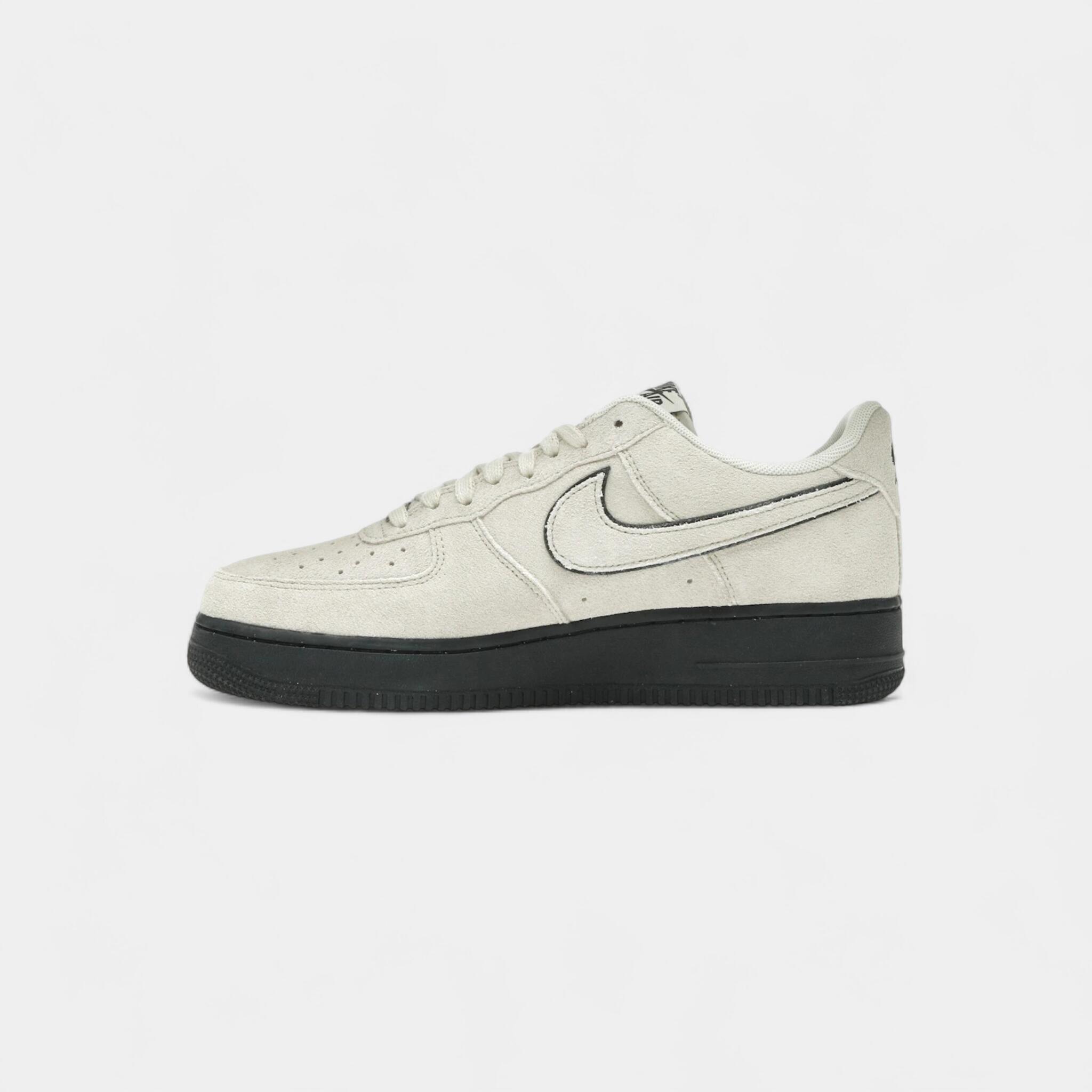 Nike Air Force 1 '07 LV8 Light Khaki Black 4/5
