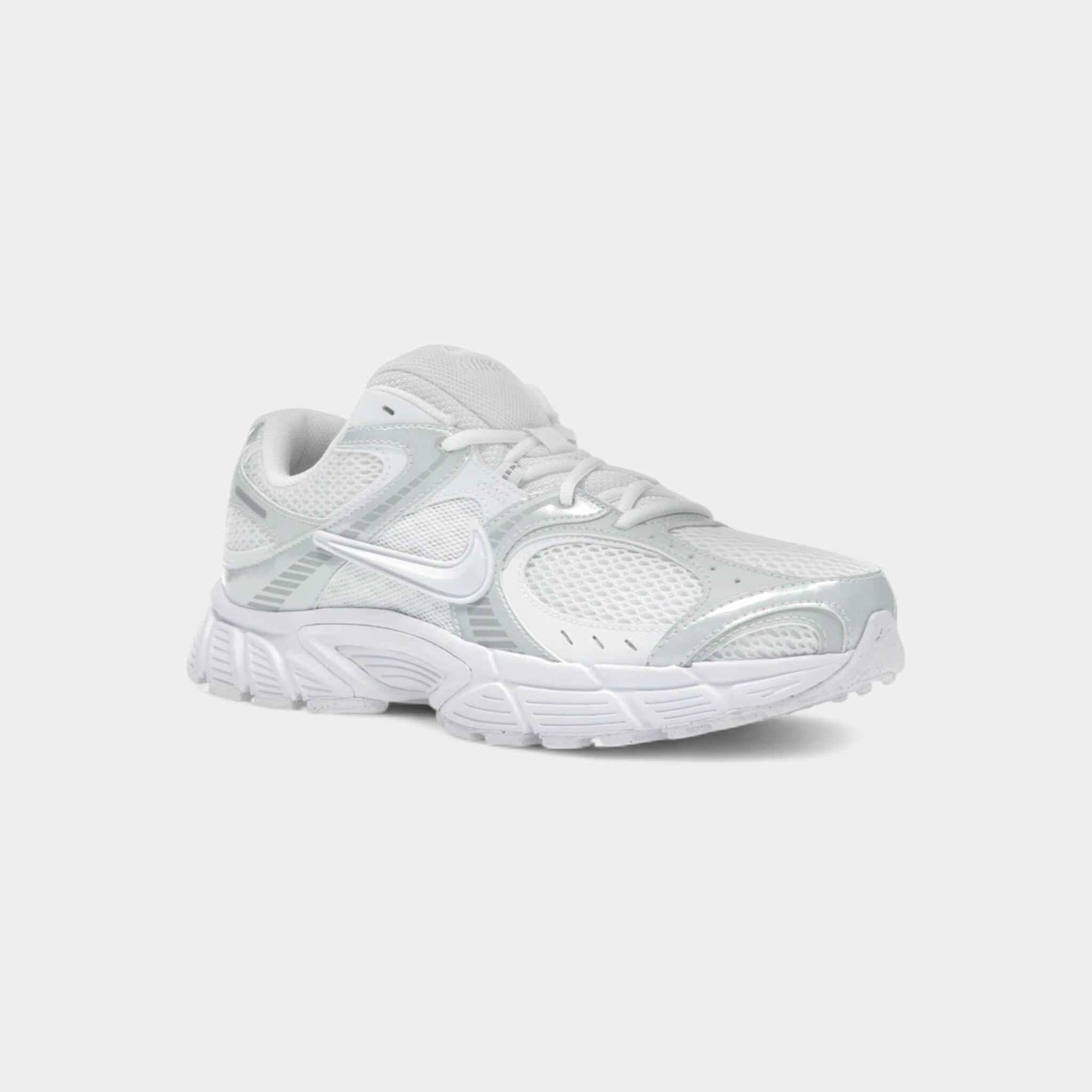 Nike V5 RNR White Black Metallic Silver (Women's) 2/5