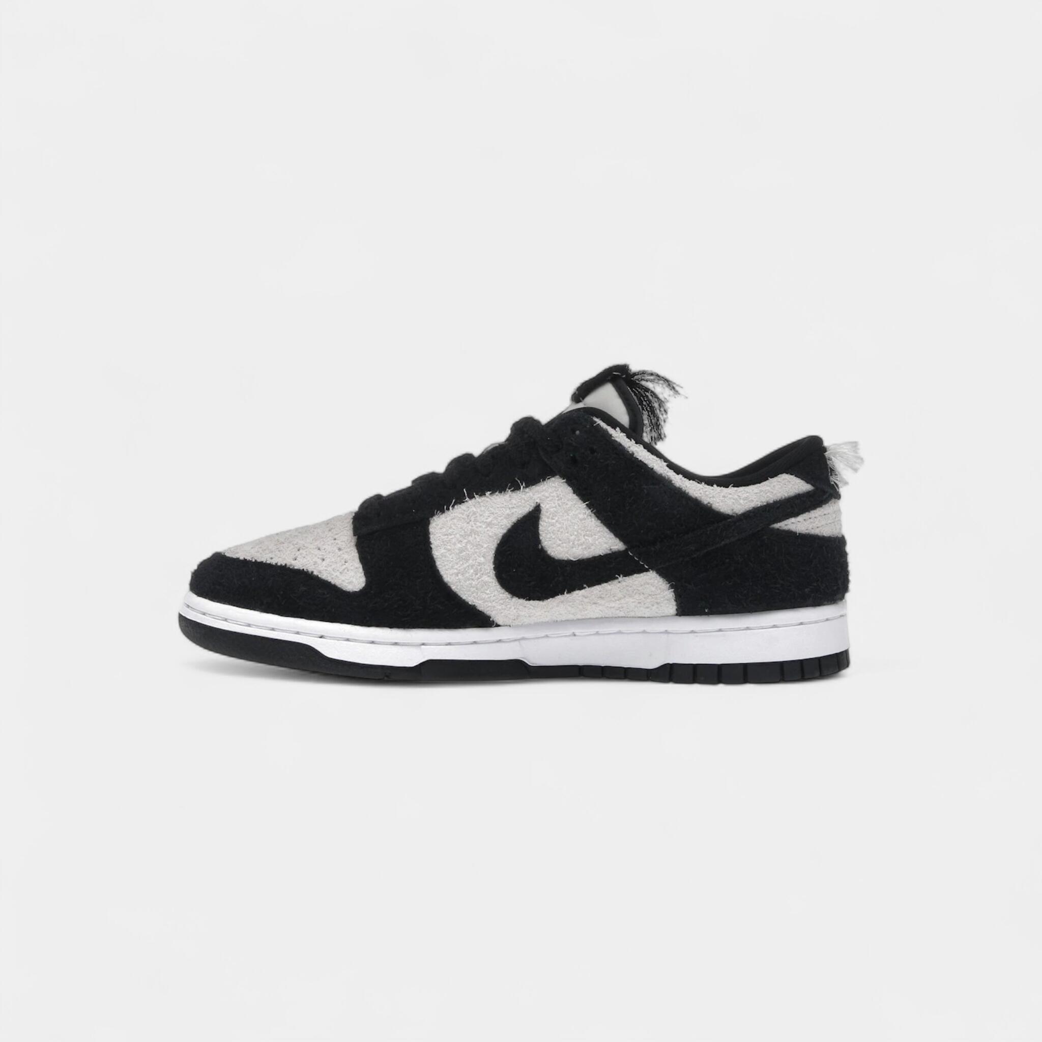 Nike Dunk Low Retro SE Panda-Monium White Black Suede 4/5