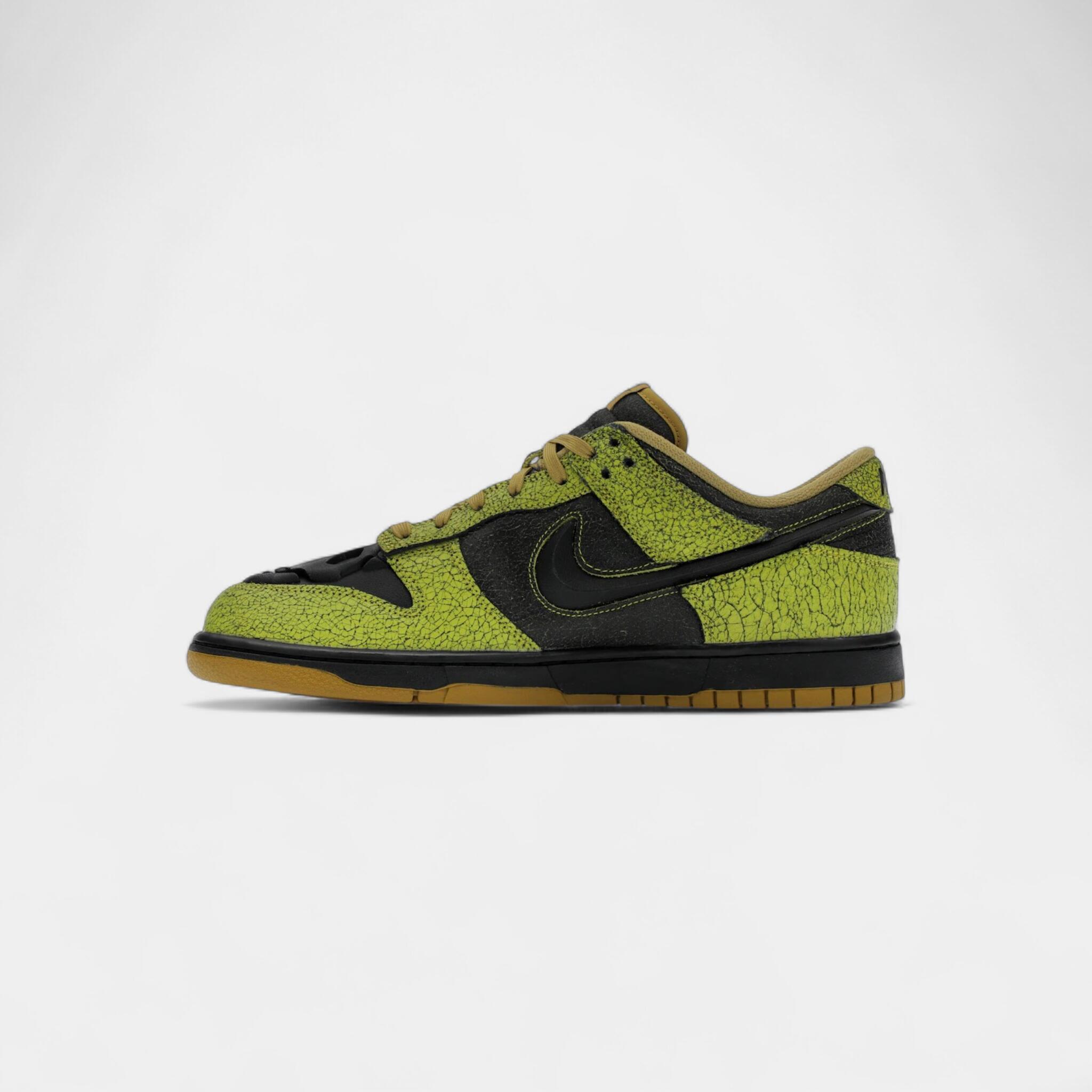Nike Dunk Low Retro QS Halloween Skull 4/5