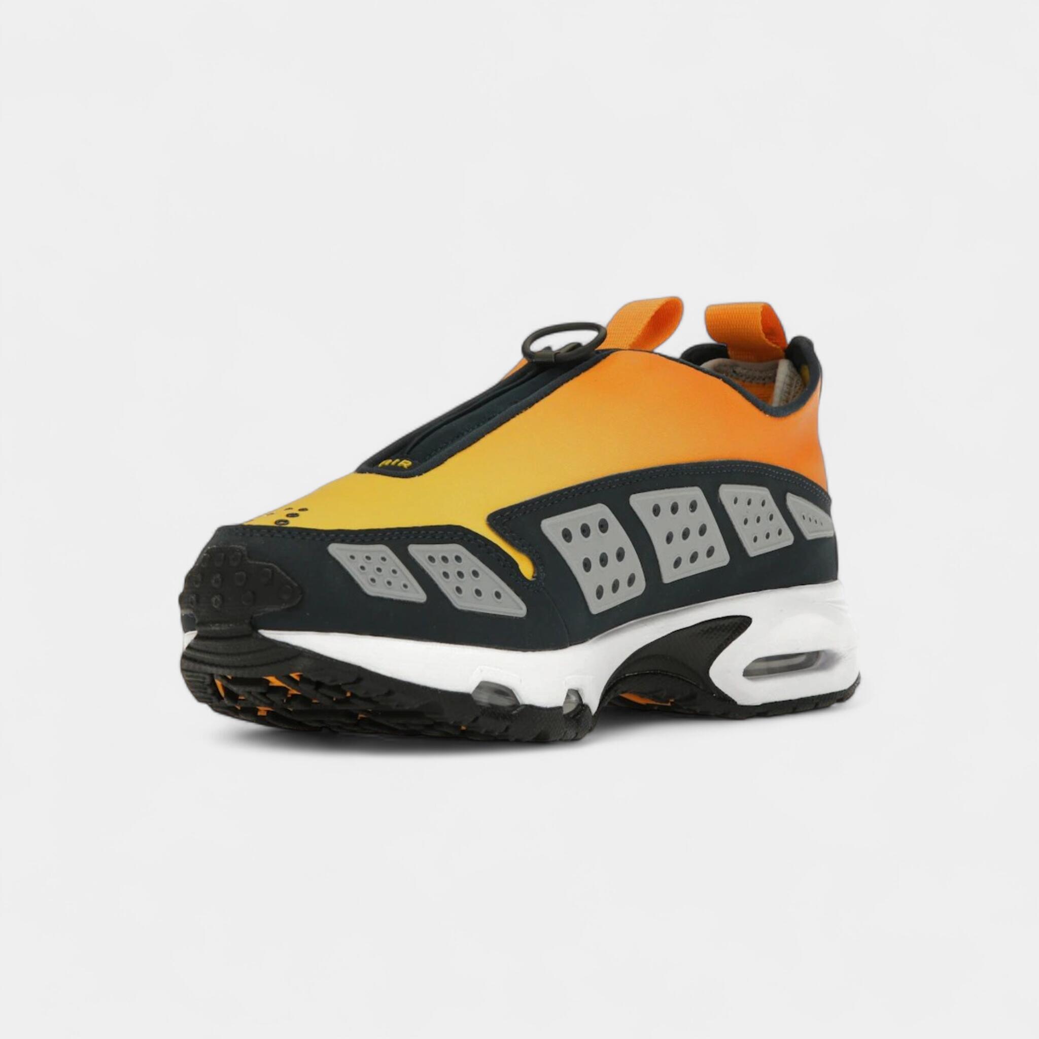 Nike Air Max Sunder Canyon Gold Deep Ocean (Women's) 3/5