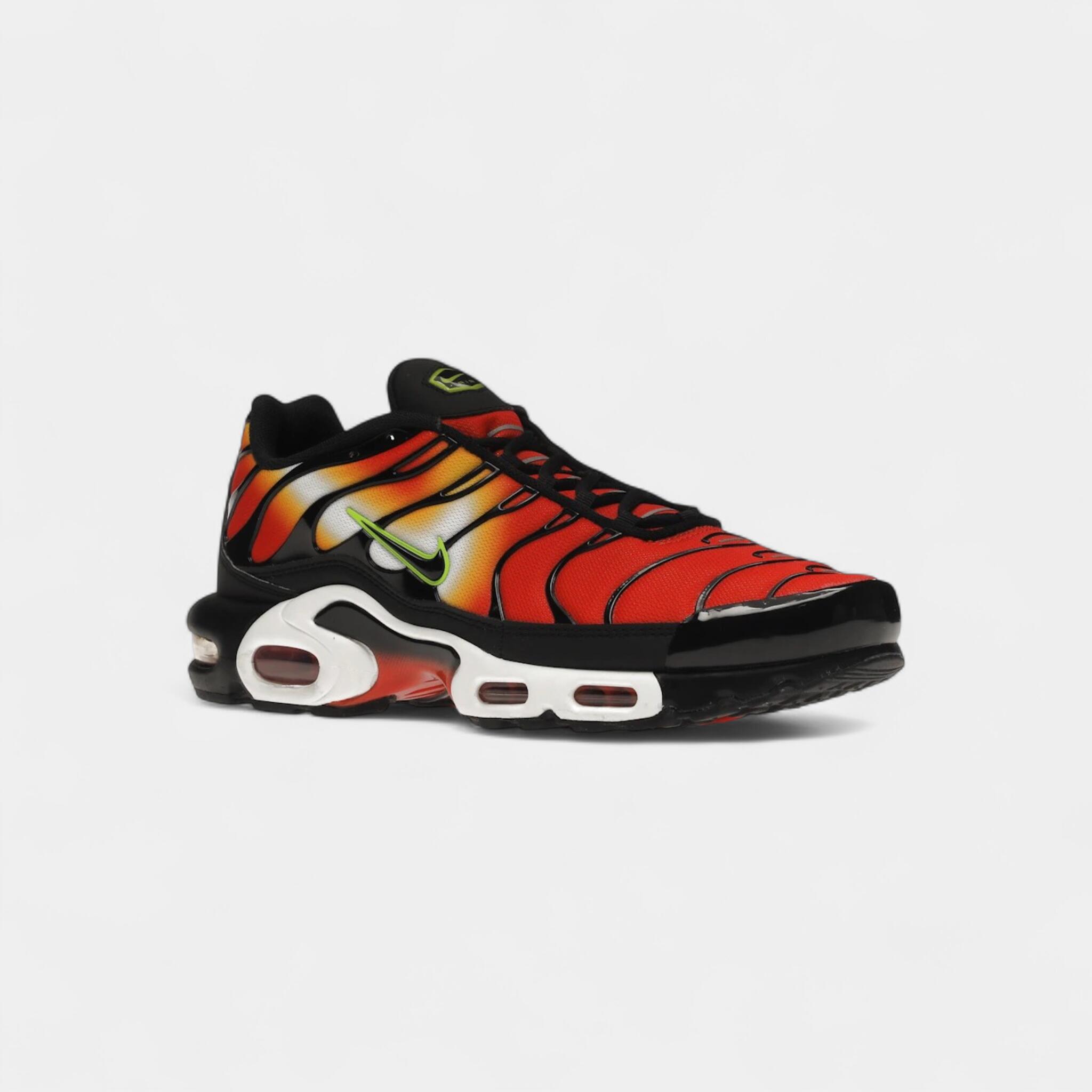 Nike Air Max Plus Sunset Orange Yellow (2021) 2/4