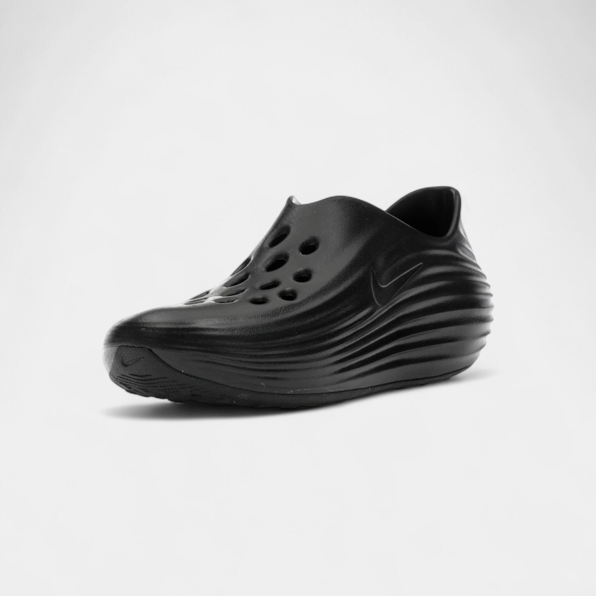 Nike ReactX Rejuven8 Triple Black 3/4