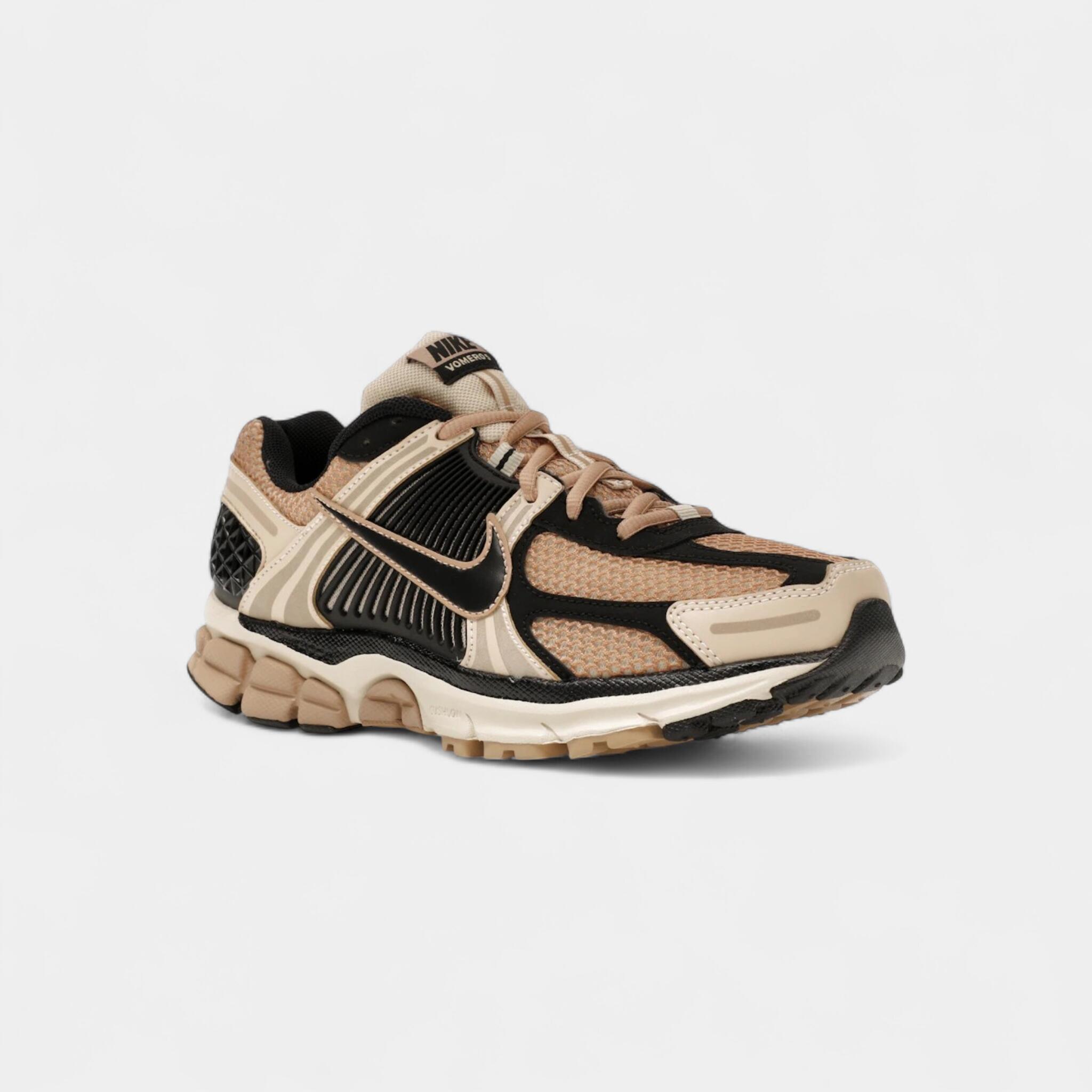 Nike Zoom Vomero 5 Sanddrift (Women's) 2/5