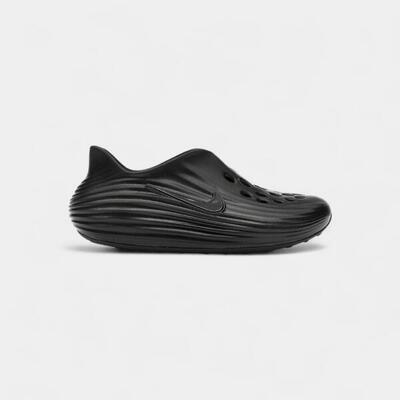 Nike reactx rejuven8 triple black