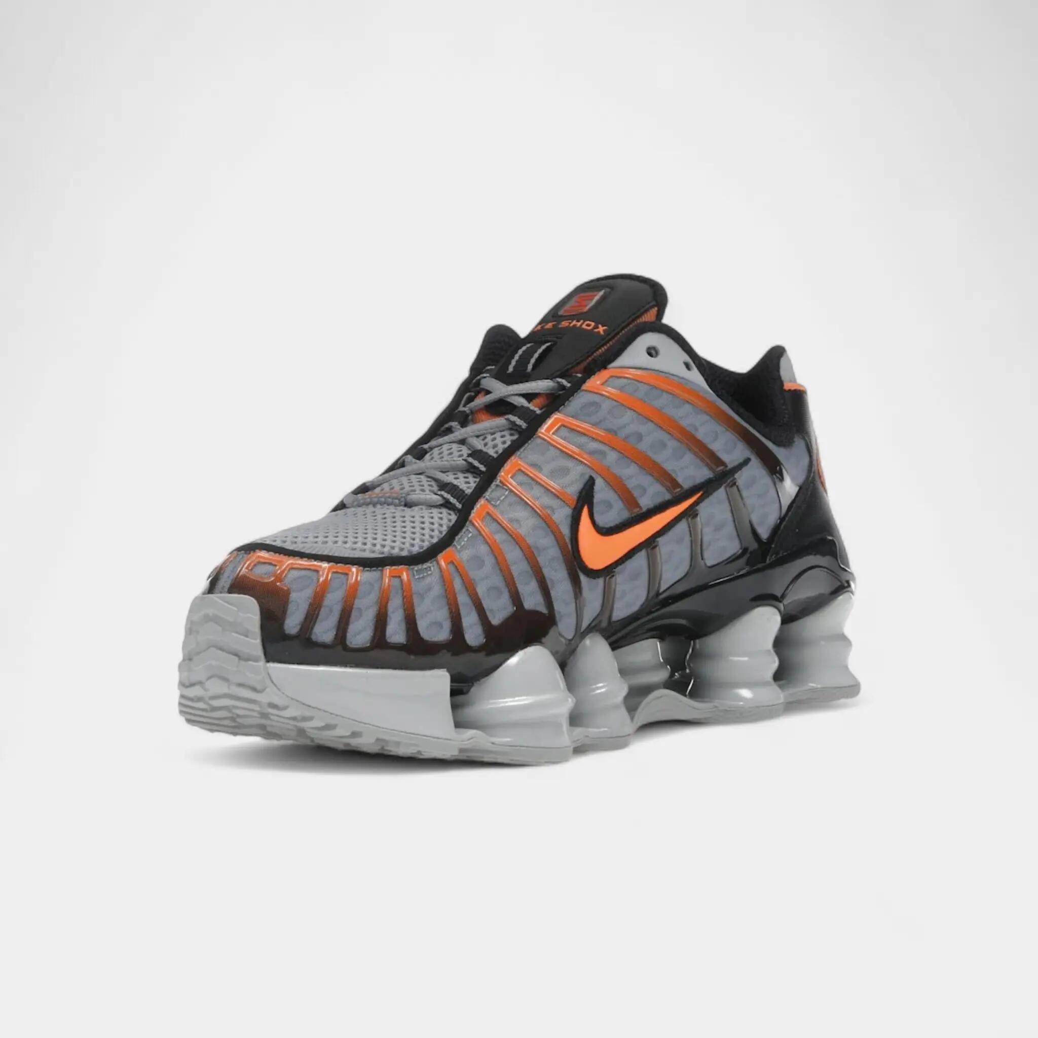 Nike Shox TL Light Smoke Grey Black Bright Mandarin 3/5