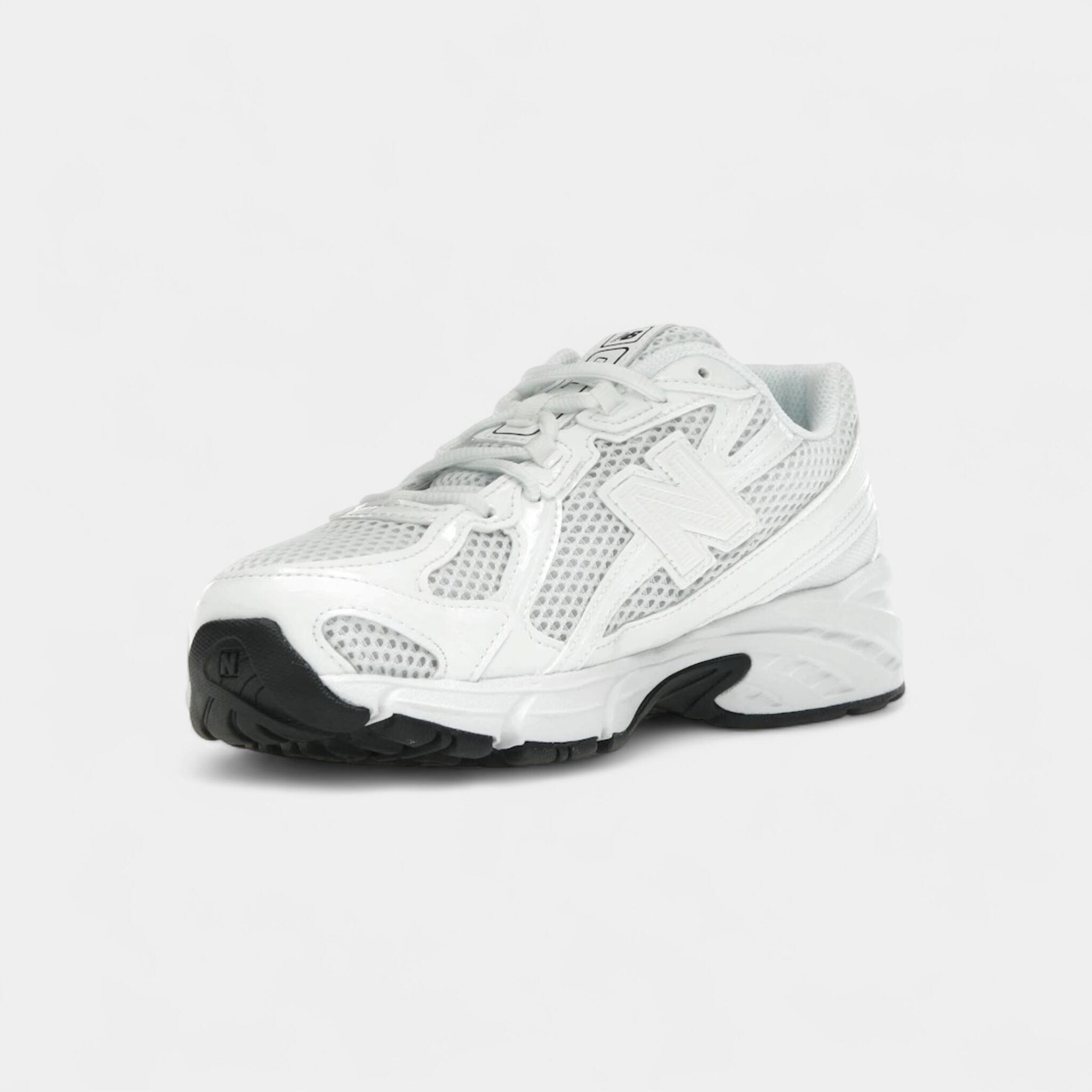 New Balance 740 Triple White 3/5