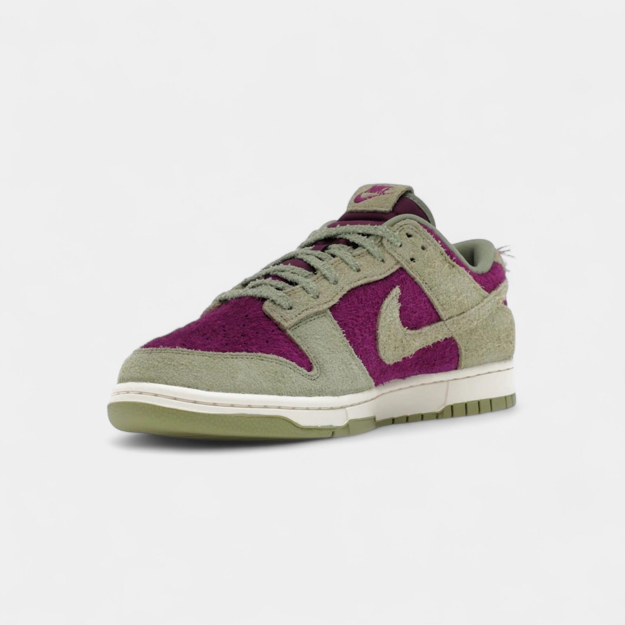 Nike Dunk Low Retro SE Viotech Dusty Olive 3/5