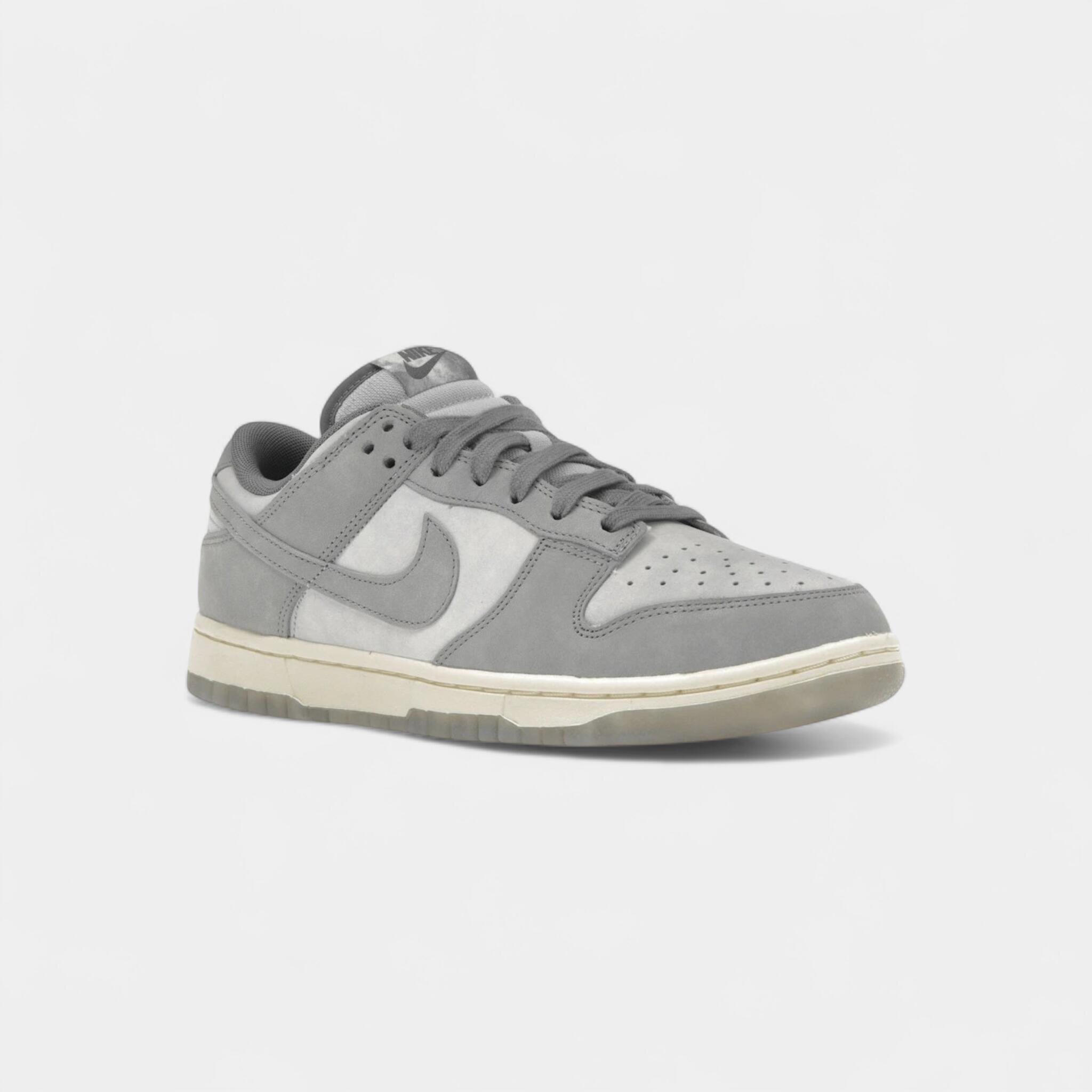 Nike Dunk Low Cool Grey Football Grey (Women's) 2/5