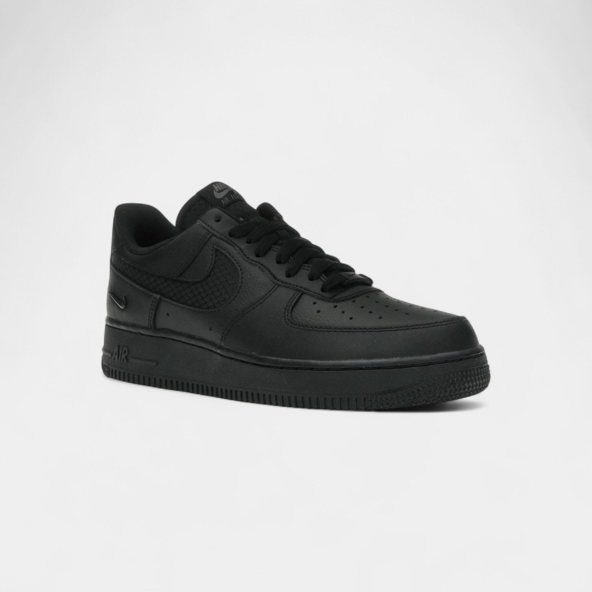 Nike Air Force 1 Low SE Triple Black Ripstop 2/5