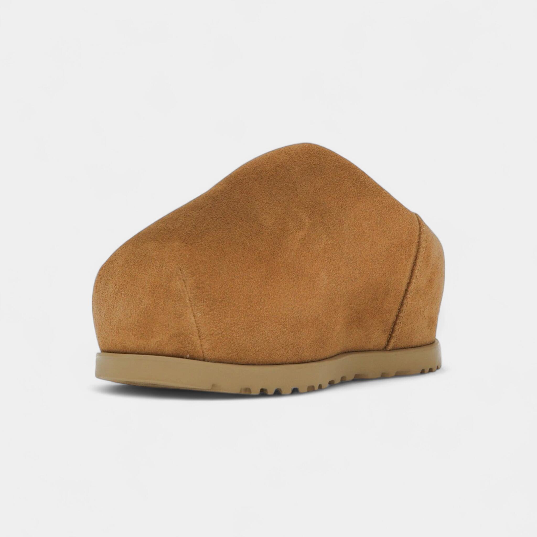 UGG Pumped Slide Chestnut (Women's) 3/5