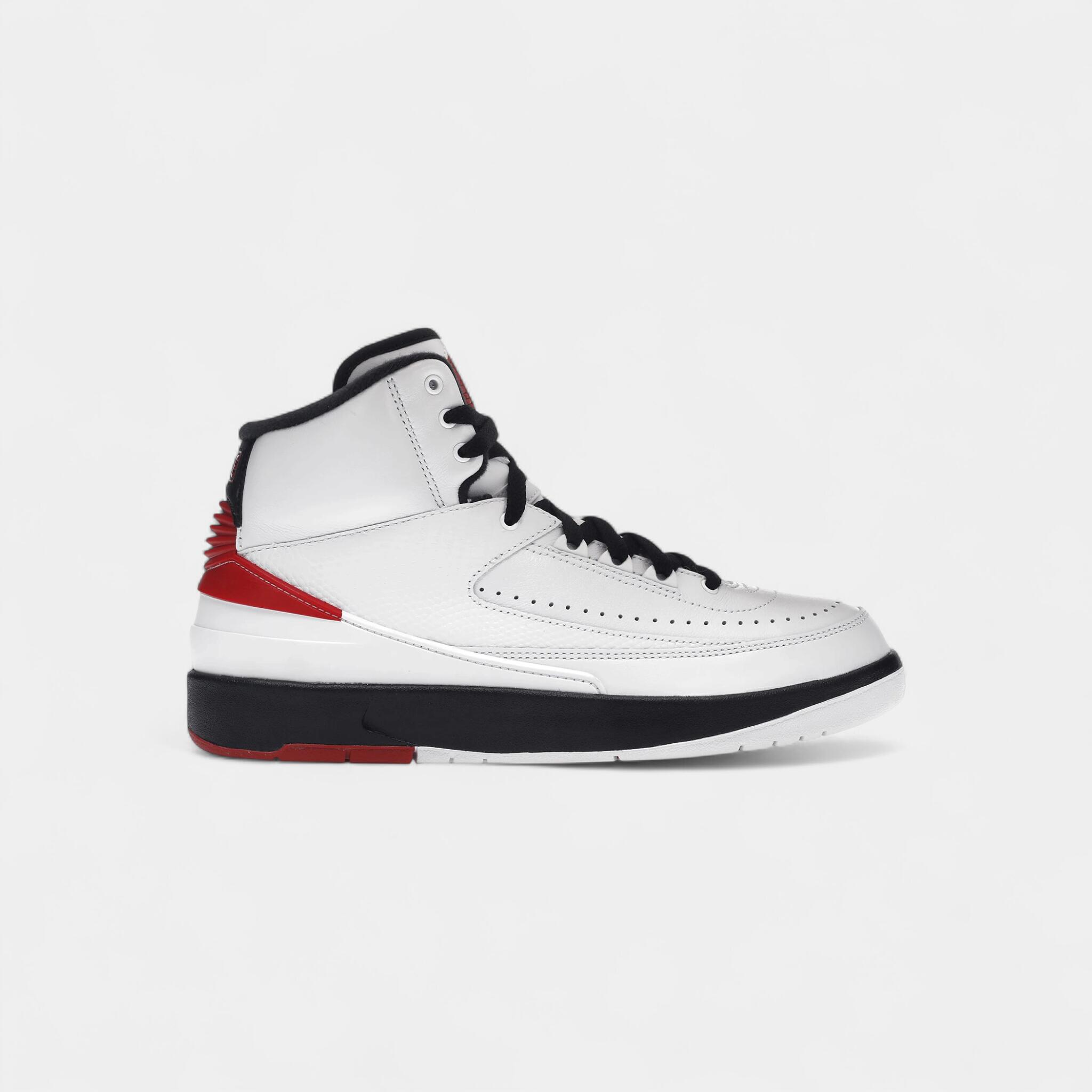 Jordan 2 Retro OG Chicago (2022) (Women's) 1/4