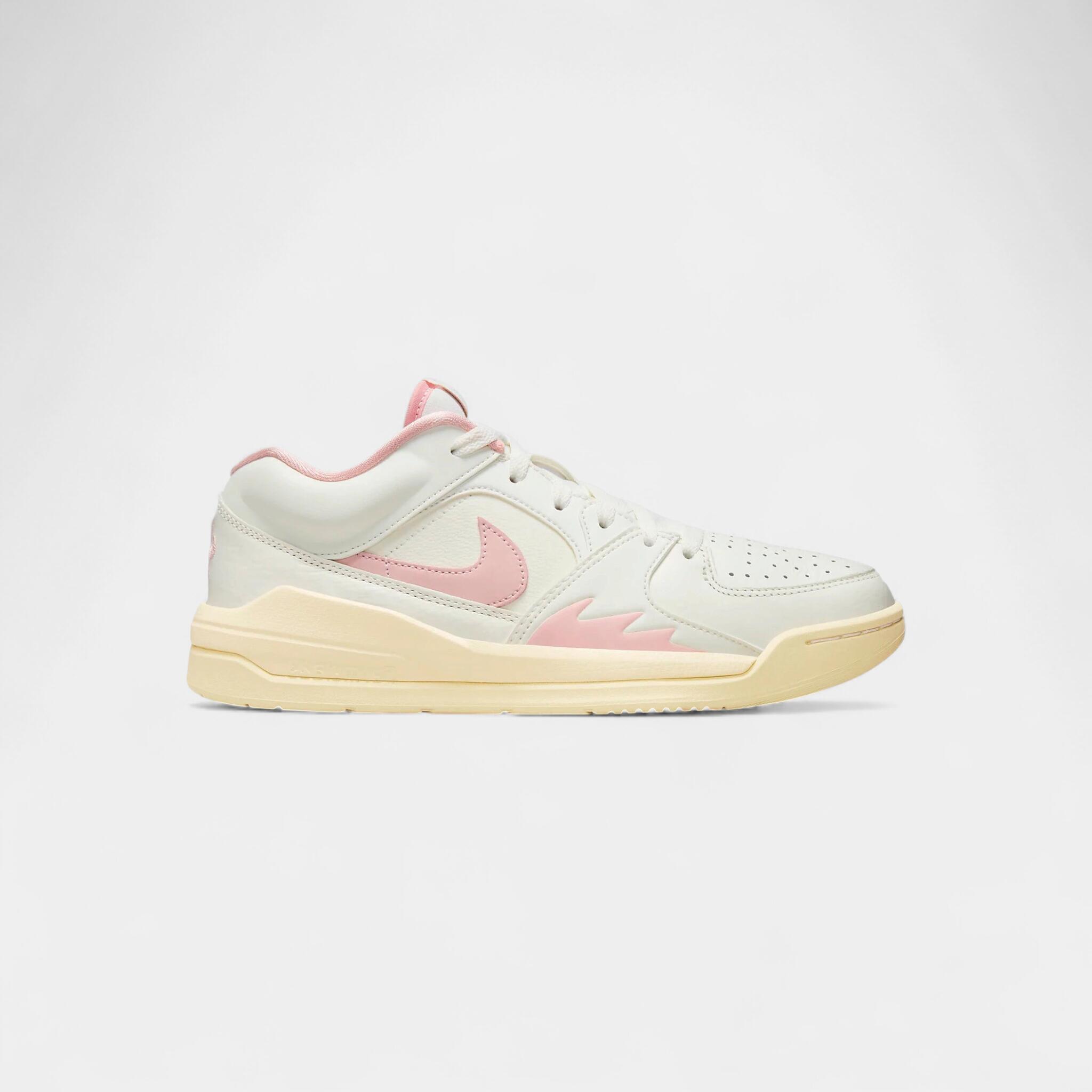 NIKE picture