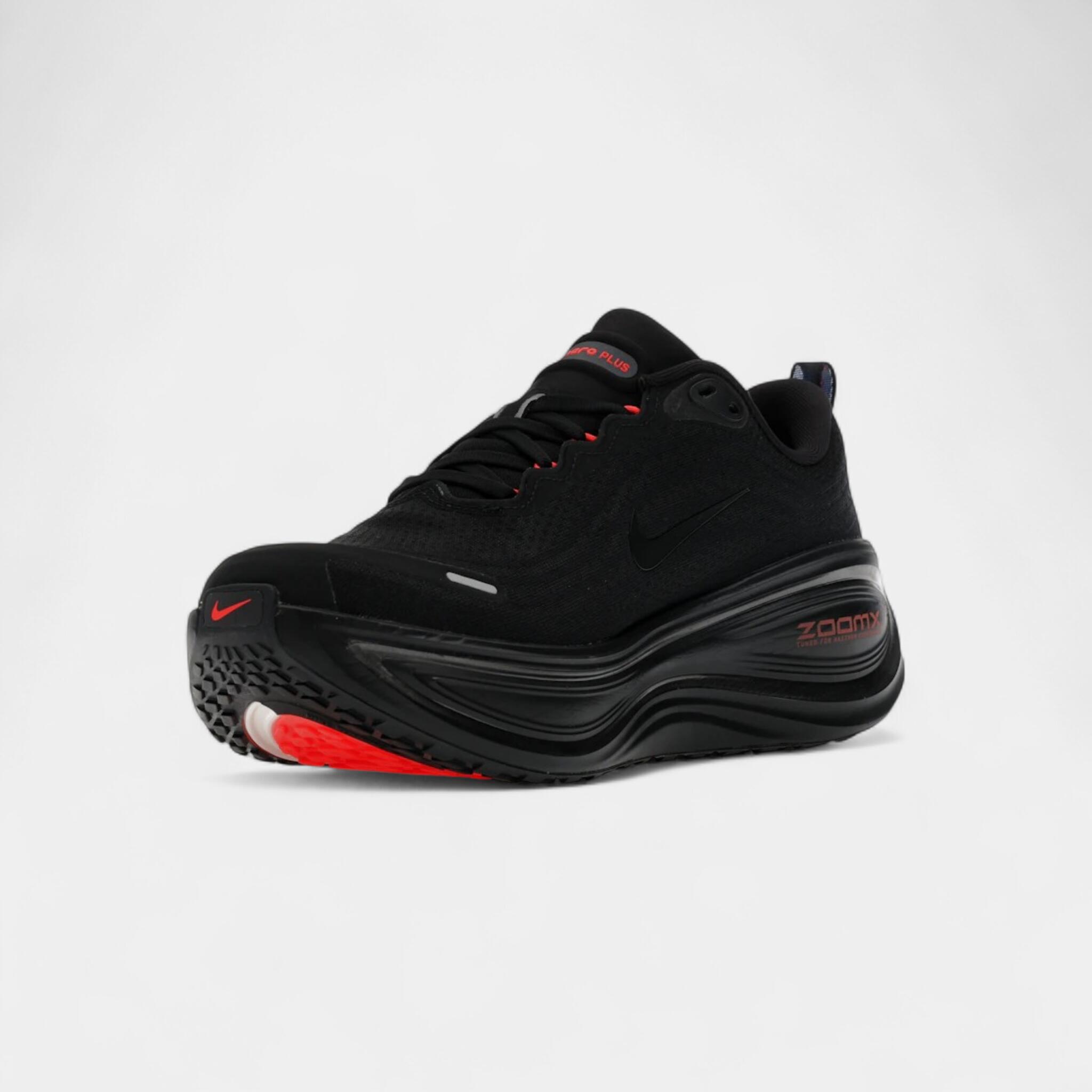Nike Vomero Plus Black Bright Crimson 3/4