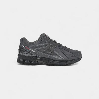 New balance 1906r primaloft castlerock black metallic silver metallic