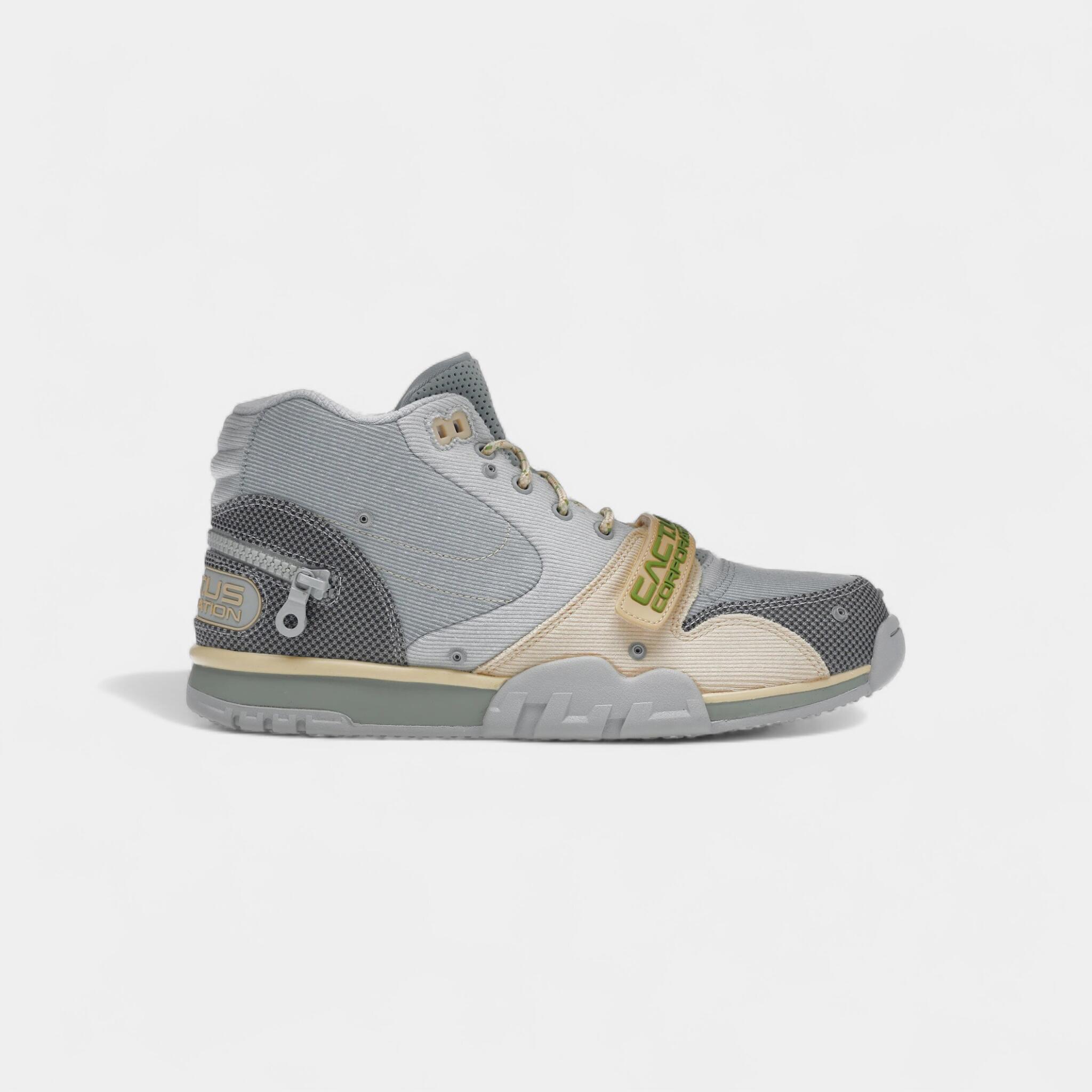 NIKE picture