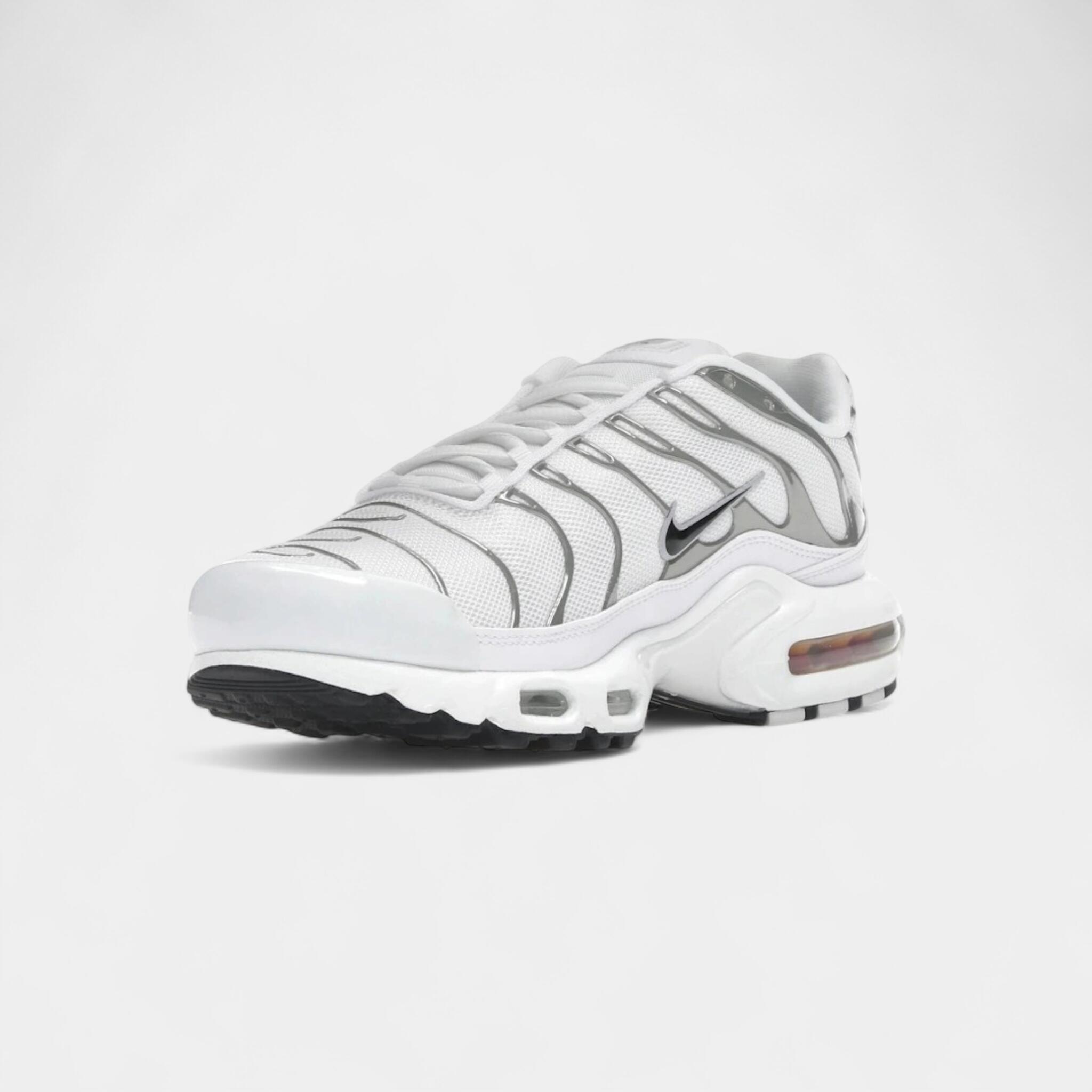 Nike Air Max Plus SE White Metallic Silver (Women's) 3/4