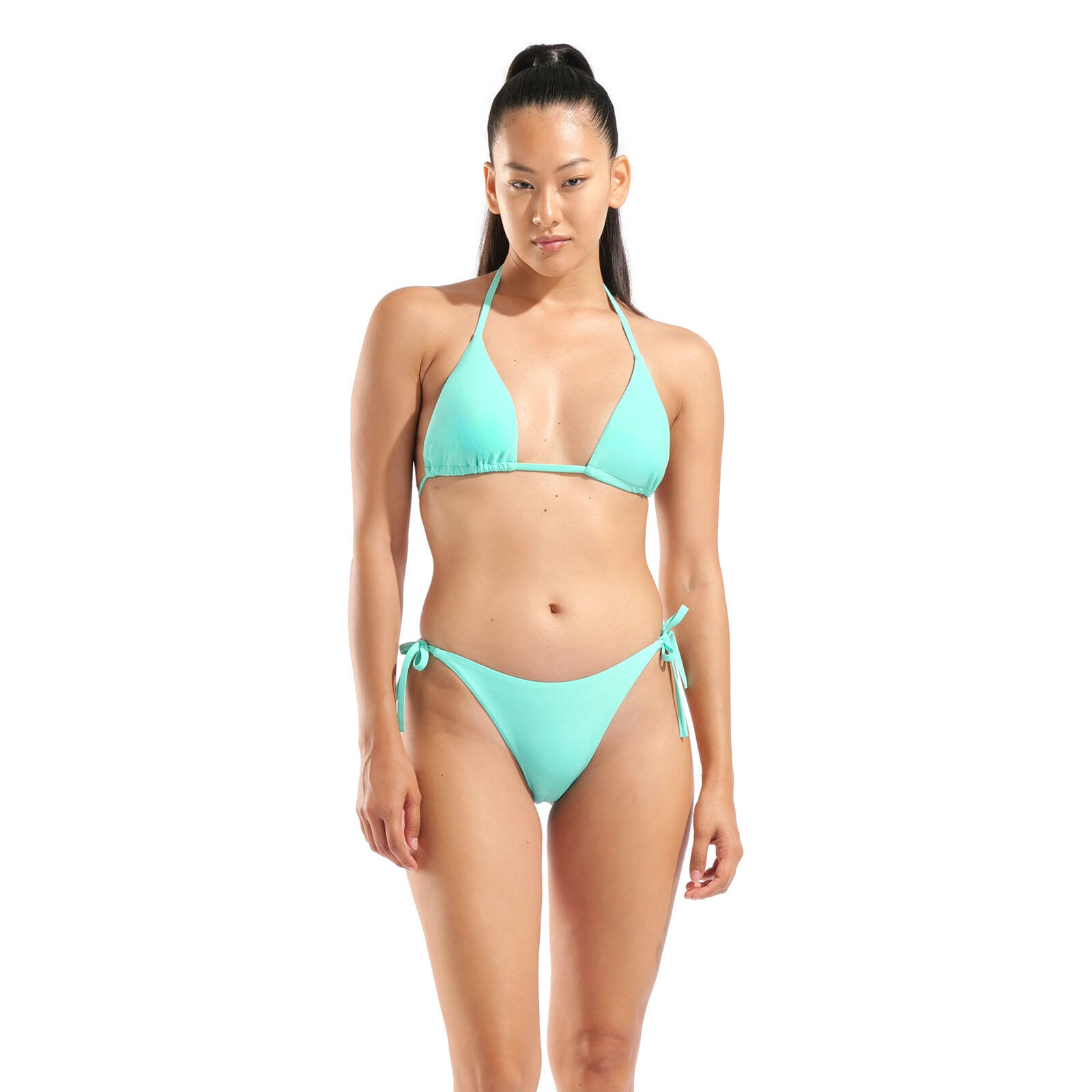 bleu clair / incolore / aigue-marine
