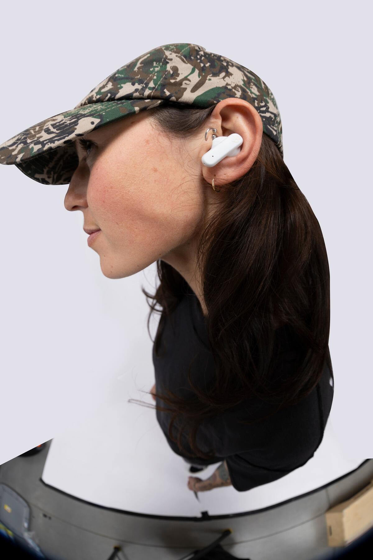 Smokin' Buds True Wireless Bone Orange 4/4