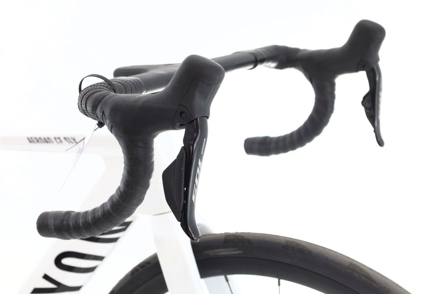 Segunda Vida · Bicicleta carretera ·  Aeroad CF SLX Di2 12V · Muy buen estado 6/8