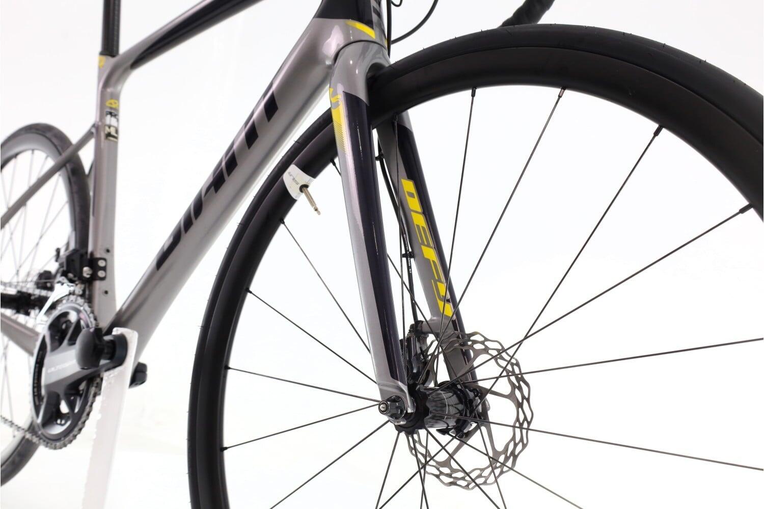 Refurbished road bike ·  Defy Advanced Pro 1 Di2 11V · Very good condition 5/7