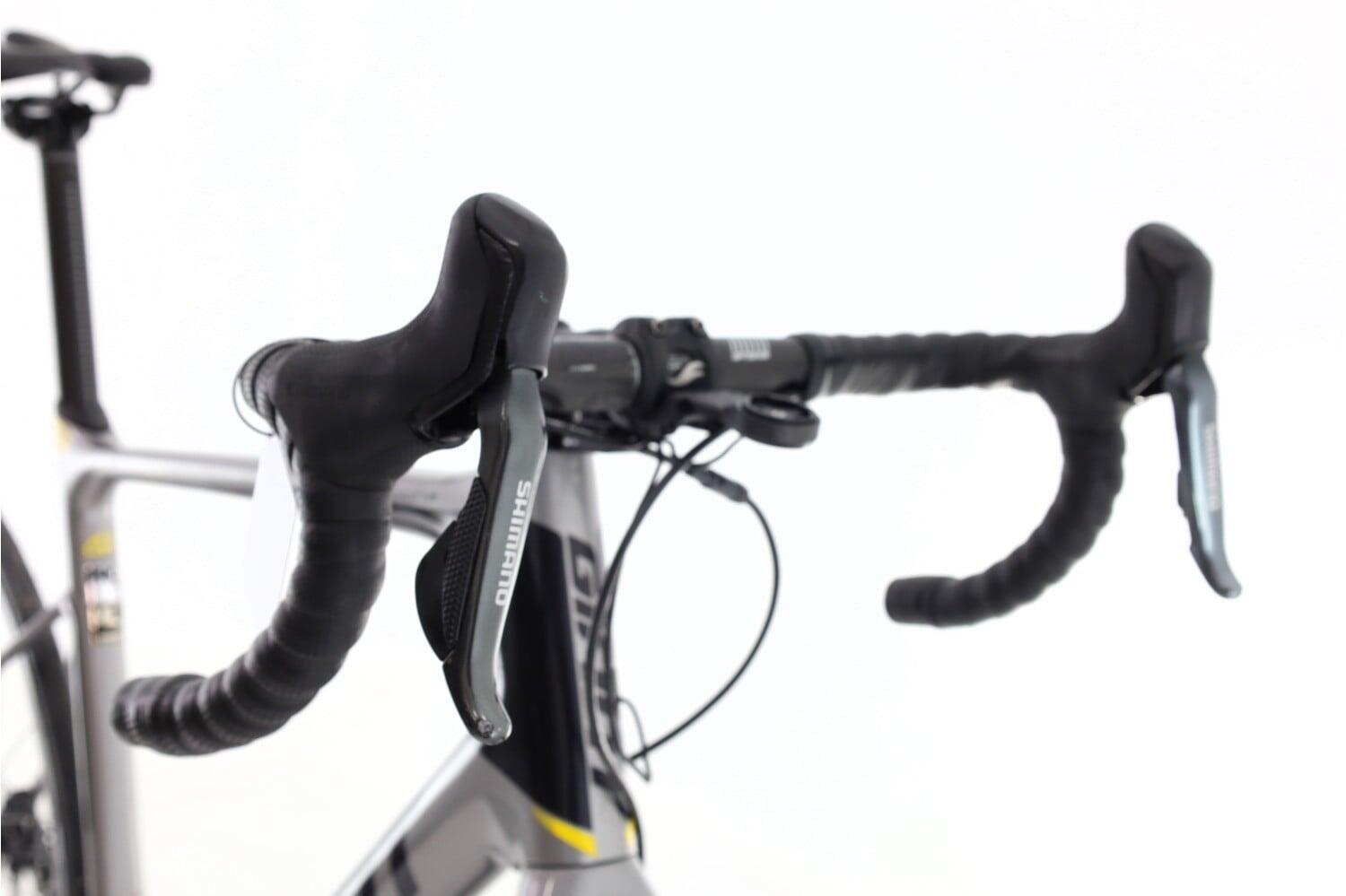 Refurbished road bike ·  Defy Advanced Pro 1 Di2 11V · Very good condition 6/7
